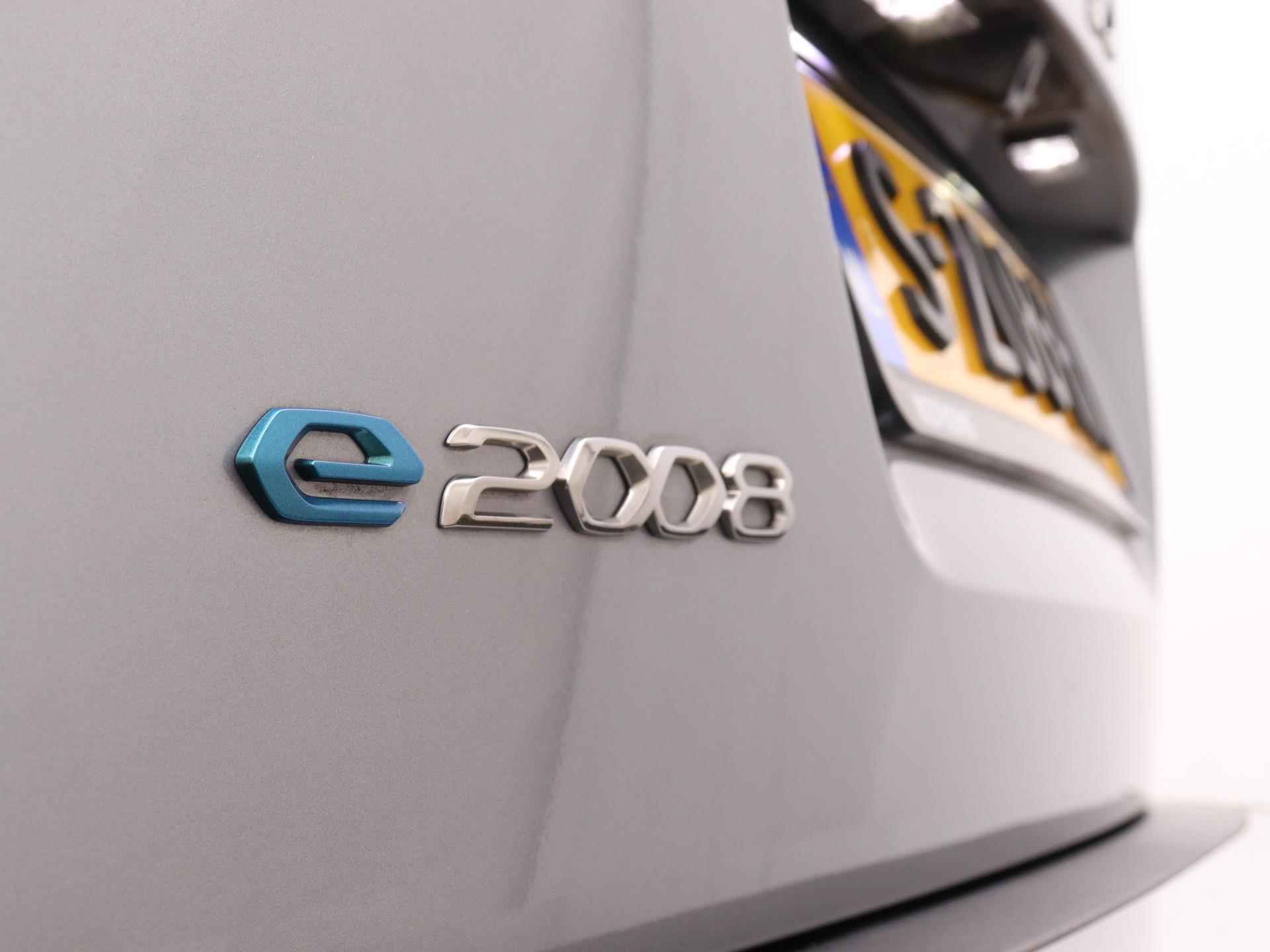 Peugeot e-2008 EV 50 kWh GT Pack 136pk Automaat | Navigatie | Sportstoelen | Licht Metalen Velgen 18" | Parkeer Assistent | Adaptieve Cruise Control - 17/37