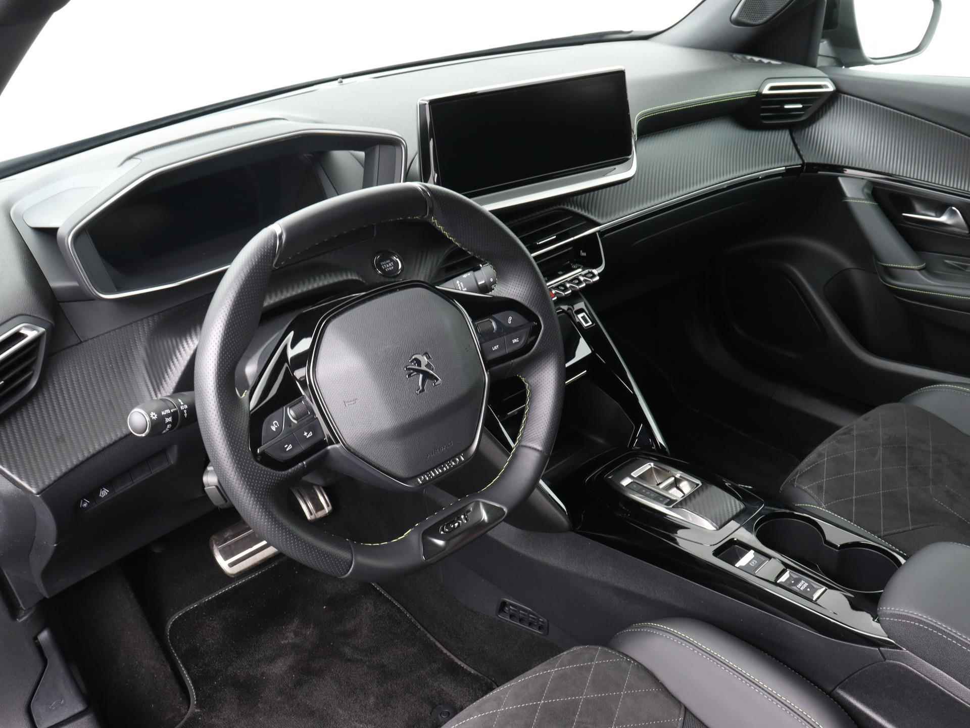 Peugeot e-2008 EV 50 kWh GT Pack 136pk Automaat | Navigatie | Sportstoelen | Licht Metalen Velgen 18" | Parkeer Assistent | Adaptieve Cruise Control - 20/37