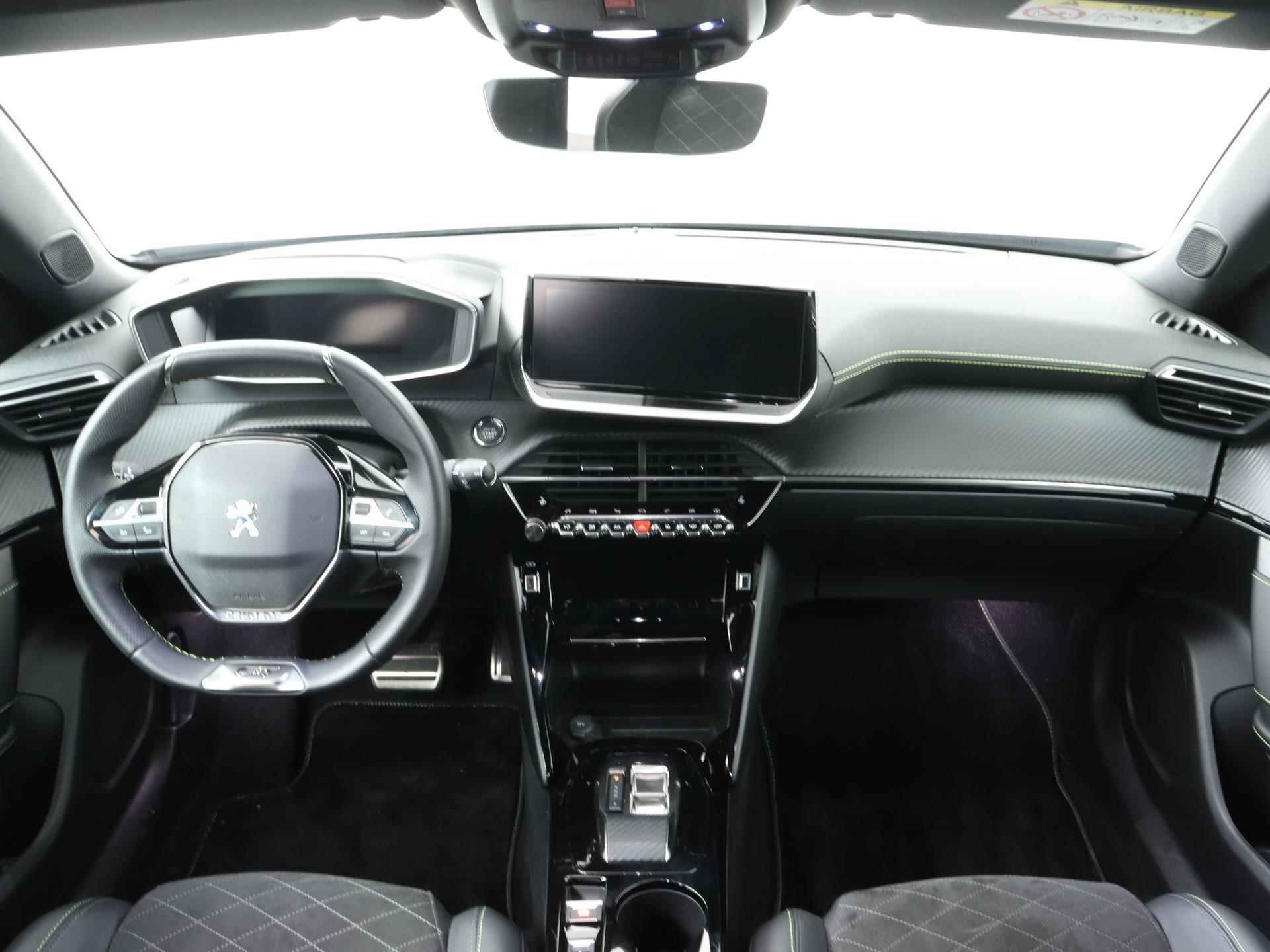Peugeot e-2008 EV 50 kWh GT Pack 136pk Automaat | Navigatie | Sportstoelen | Licht Metalen Velgen 18" | Parkeer Assistent | Adaptieve Cruise Control - 21/37