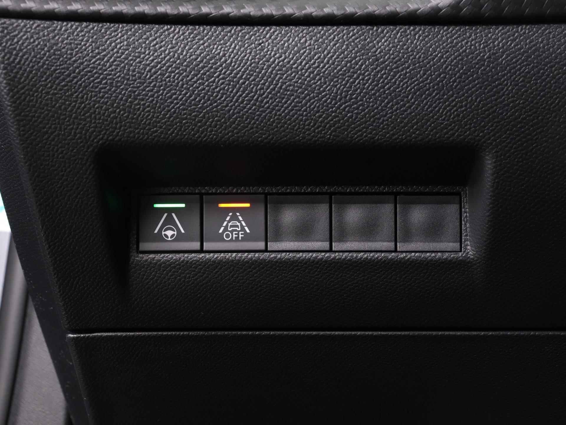 Peugeot e-2008 EV 50 kWh GT Pack 136pk Automaat | Navigatie | Sportstoelen | Licht Metalen Velgen 18" | Parkeer Assistent | Adaptieve Cruise Control - 26/37