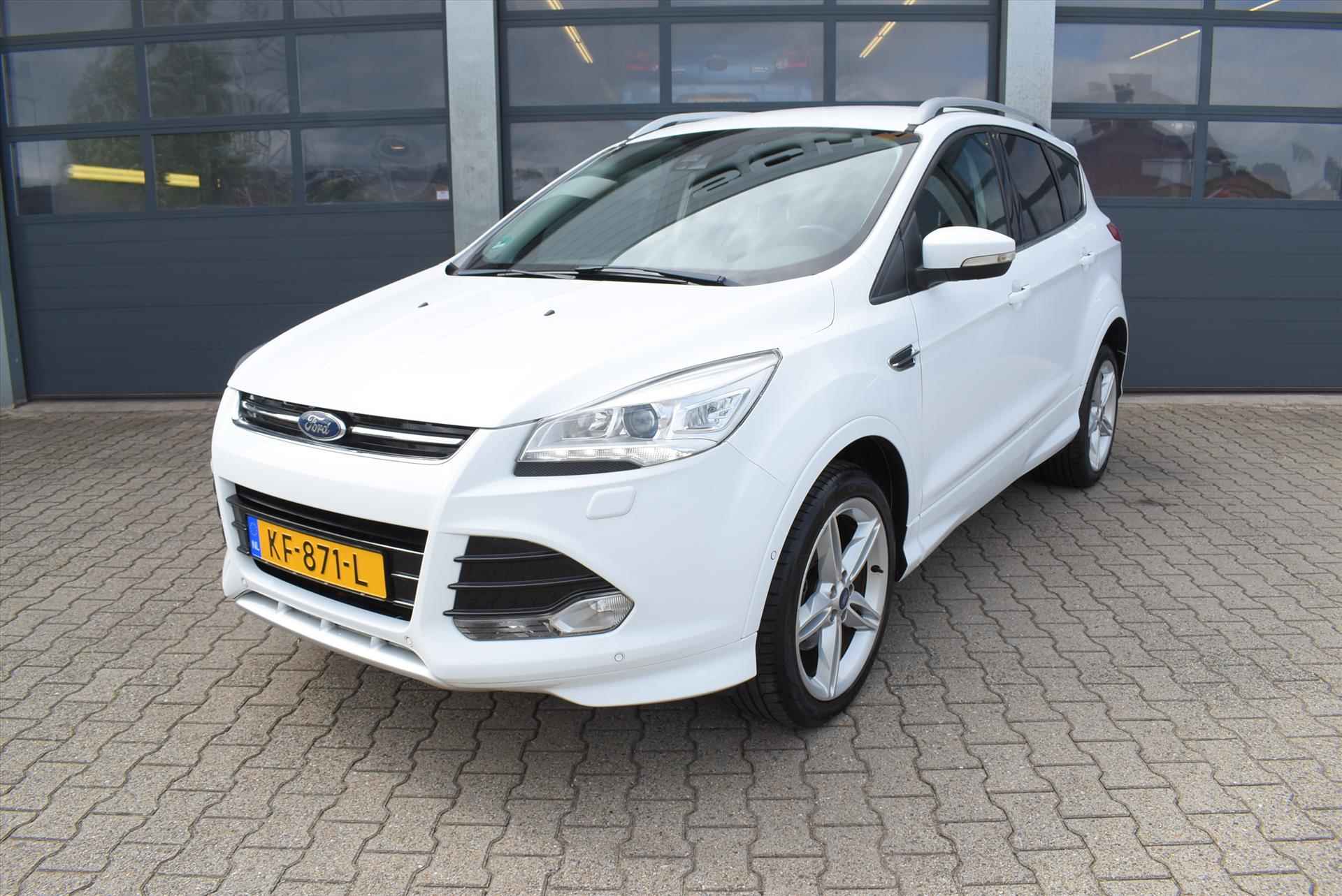 FORD Kuga 1.5 EcoBoost 150pk 2WD Titanium + Styling Pack - 1/40