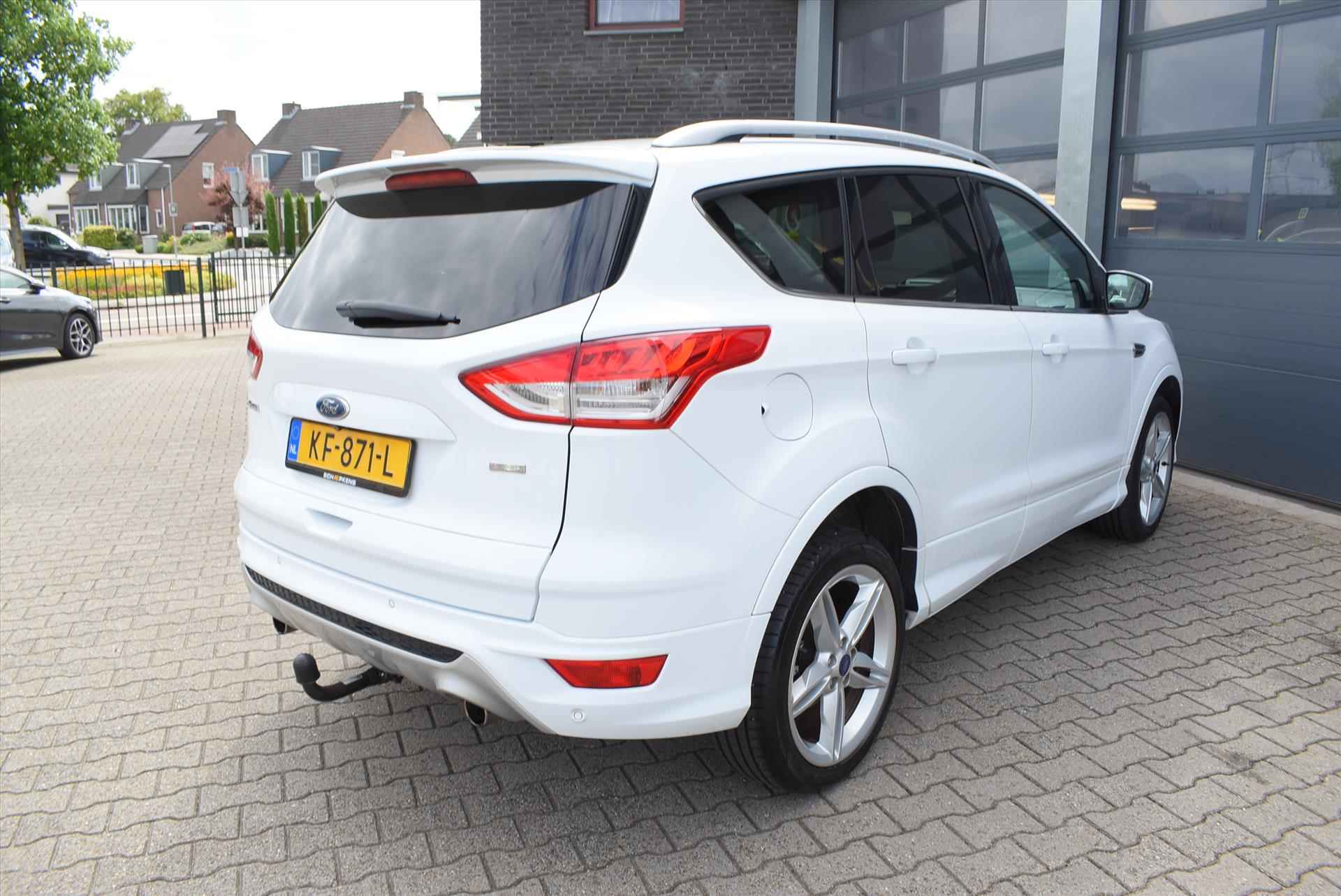 FORD Kuga 1.5 EcoBoost 150pk 2WD Titanium + Styling Pack - 18/40