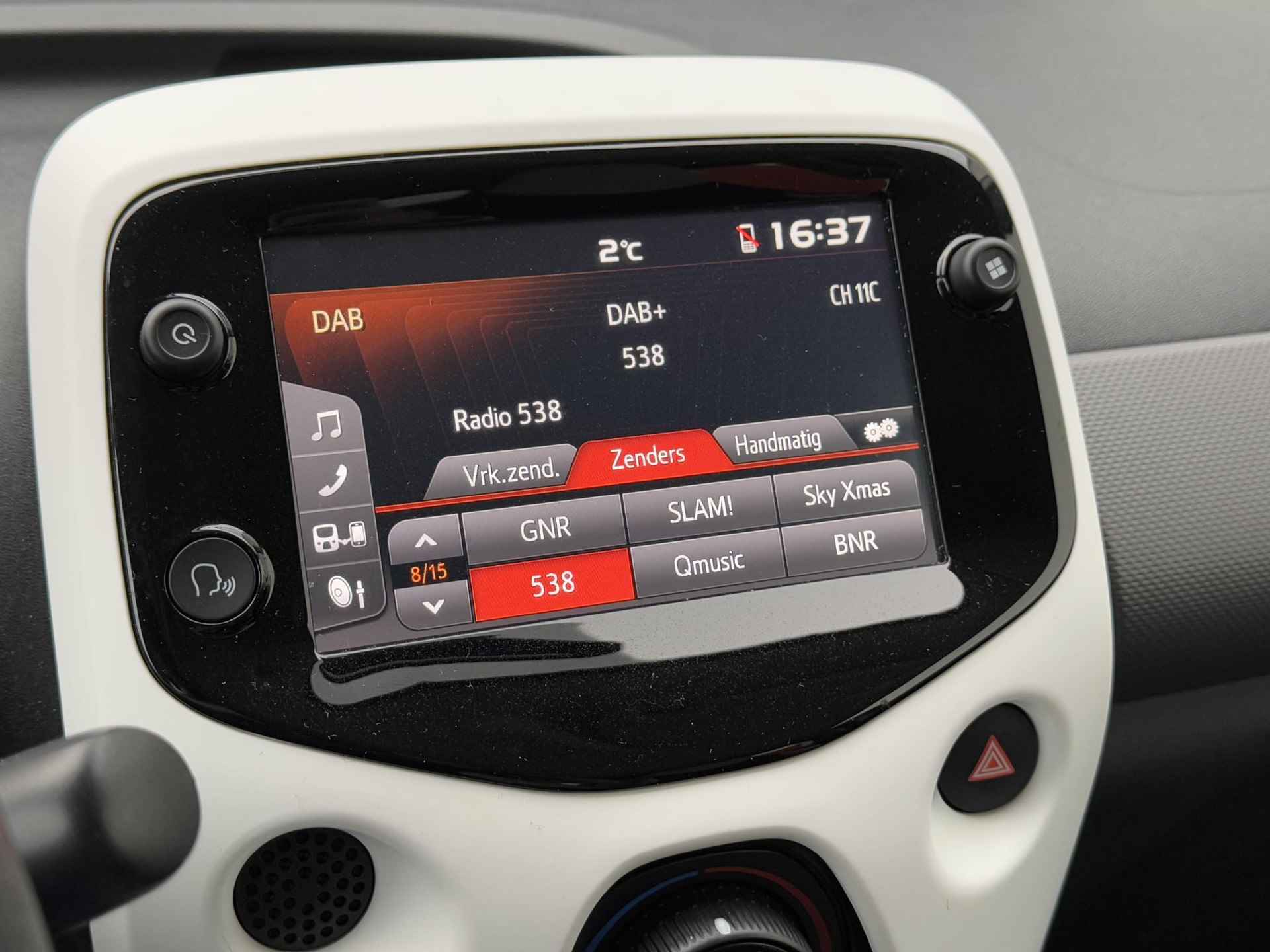 Citroen C1 1.0 VTi Feel | Two tone | Apple Carplay | DAB+ | Lage km-stand | Prijs is rijklaar - 12/24