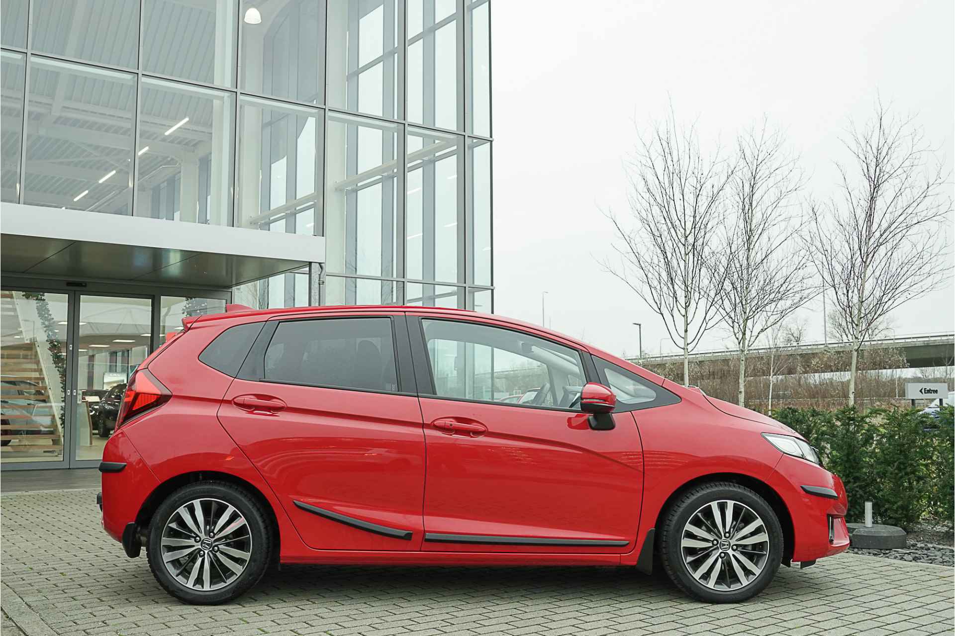 Honda Jazz 1.3i V-TEC ELEGANCE - AUTOMAAT - TREKHAAK - NAVIGATIE - ALL WEATERS - 62/62