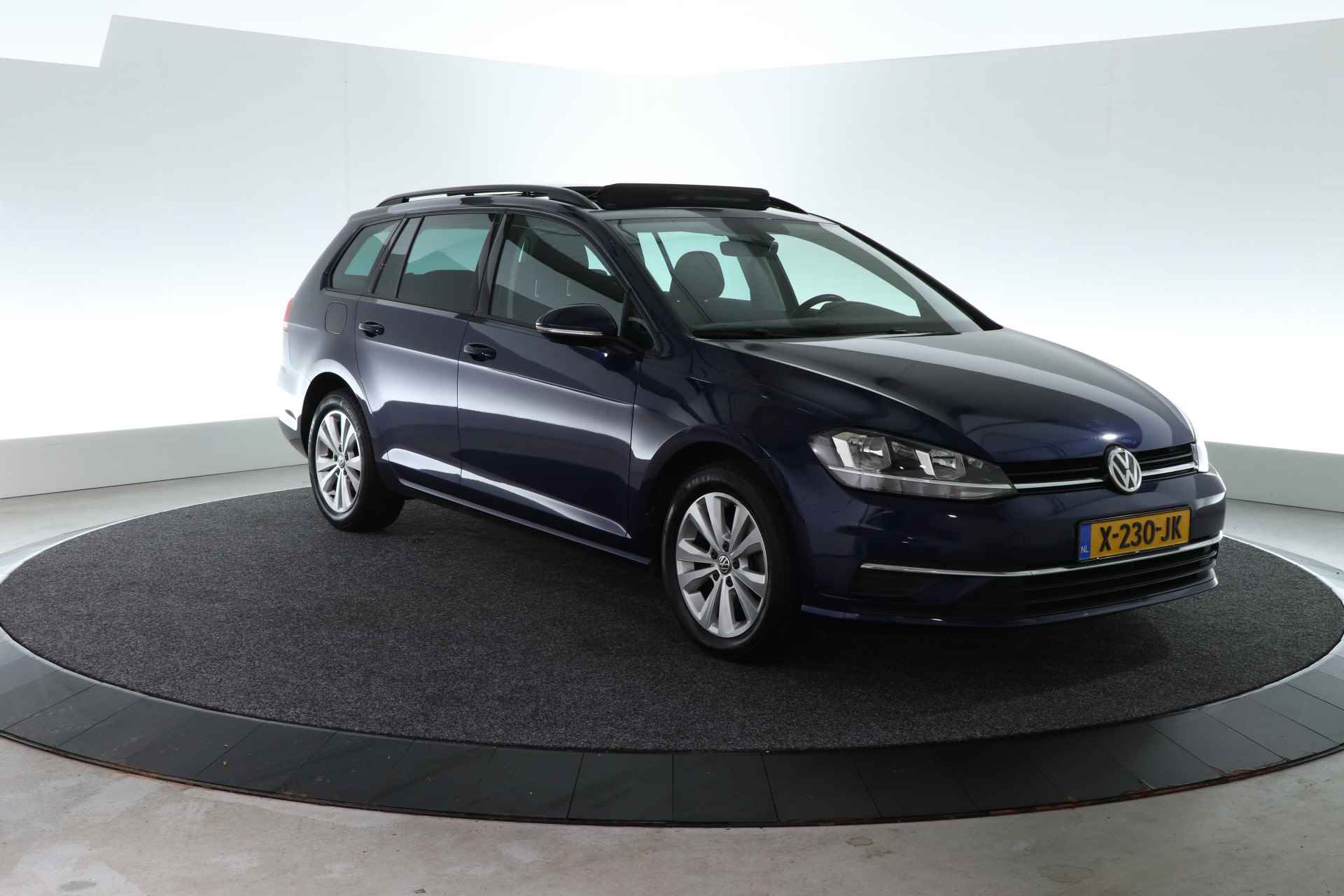 Volkswagen GOLF Variant 1.6 TDI Comfortline / SCHUIF-KANTEL / ADAP. CRUISE / CAMERA / - 3/30