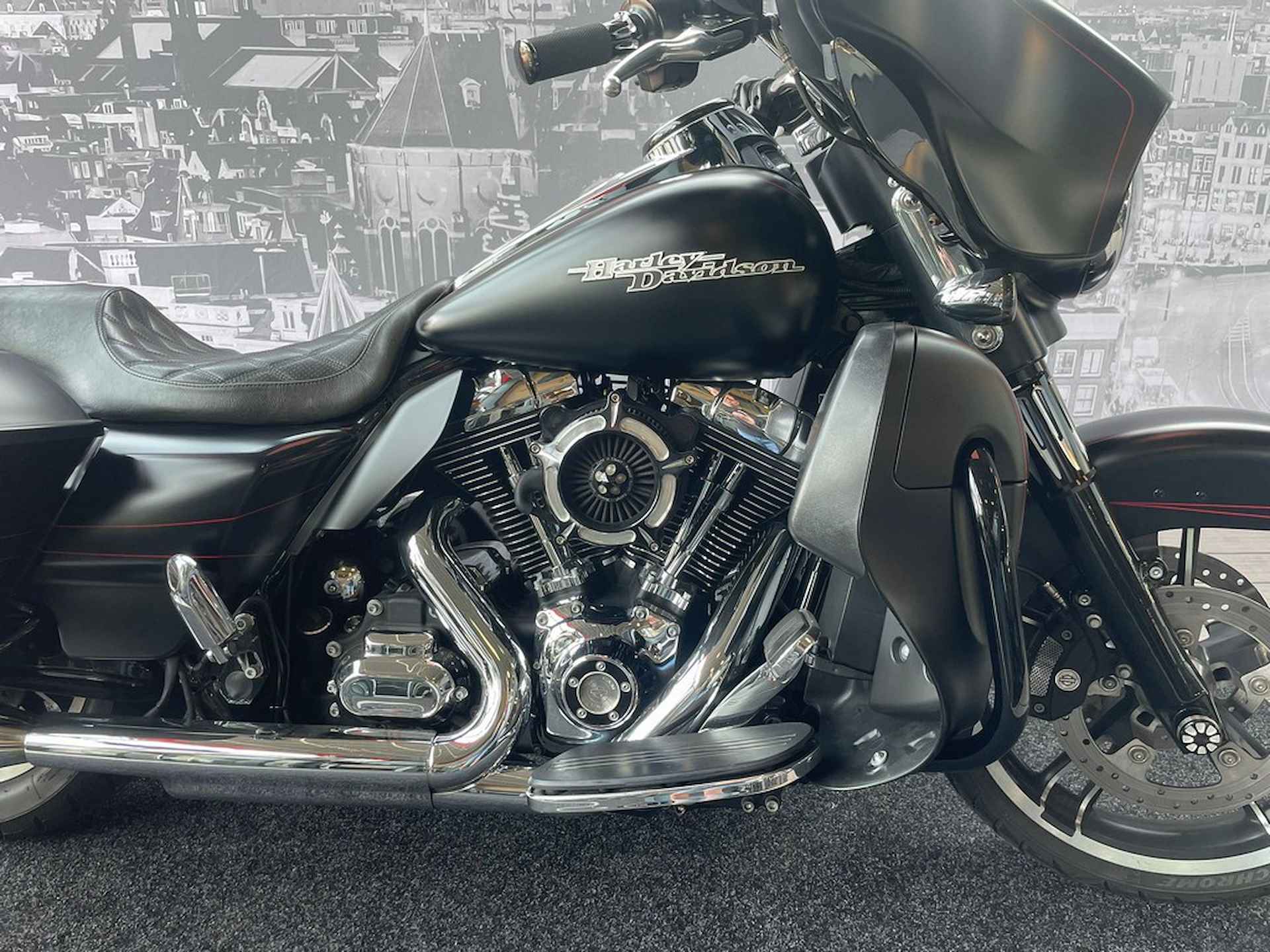 Harley-Davidson FLHXS Street Glide Special - 2/8