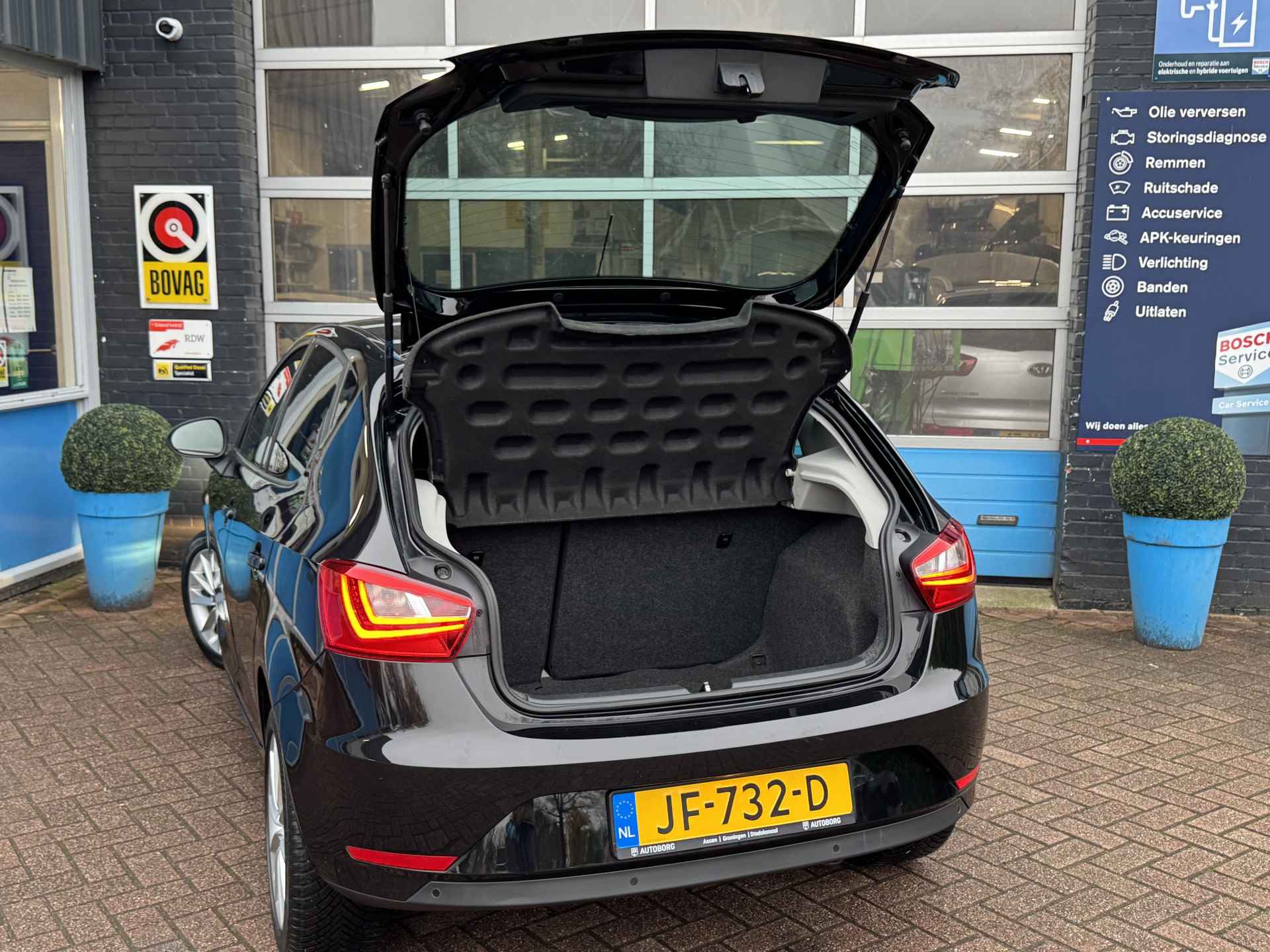 SEAT Ibiza SC 1.0 EcoTSI Style Connect | Apple Carplay | Voorstoelen Verwarmd | Cruise Control | Navigatie Rijklaar + 12 Maand BOVAG Garantie - 44/48