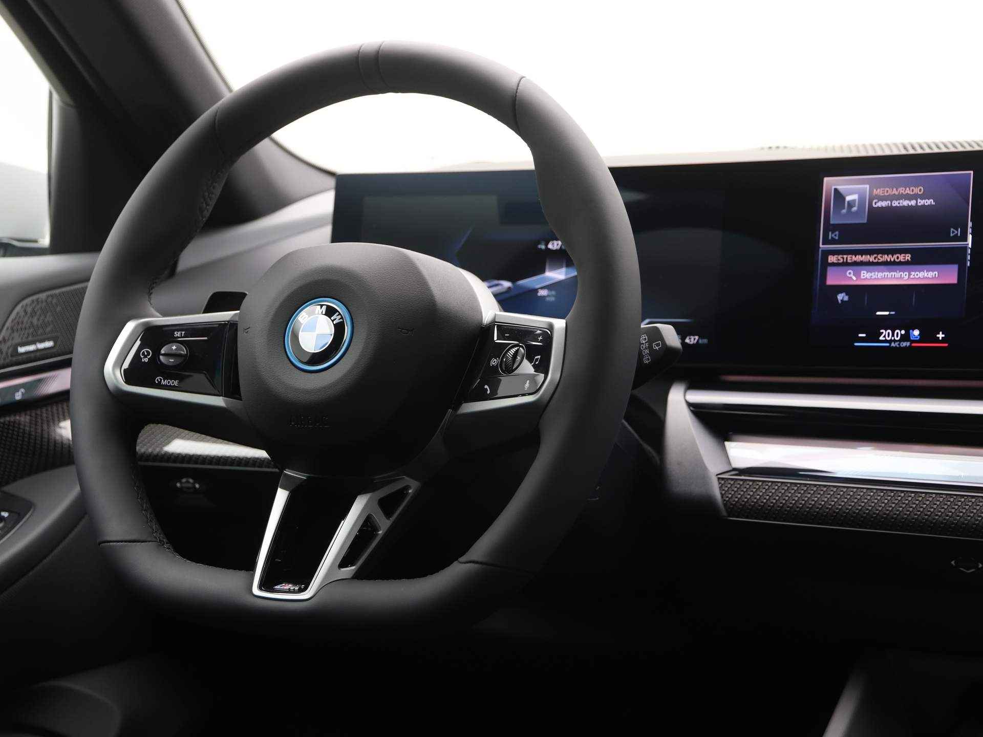 BMW i5 Touring eDrive40 M Sport Pro 84 kWh - 3/29