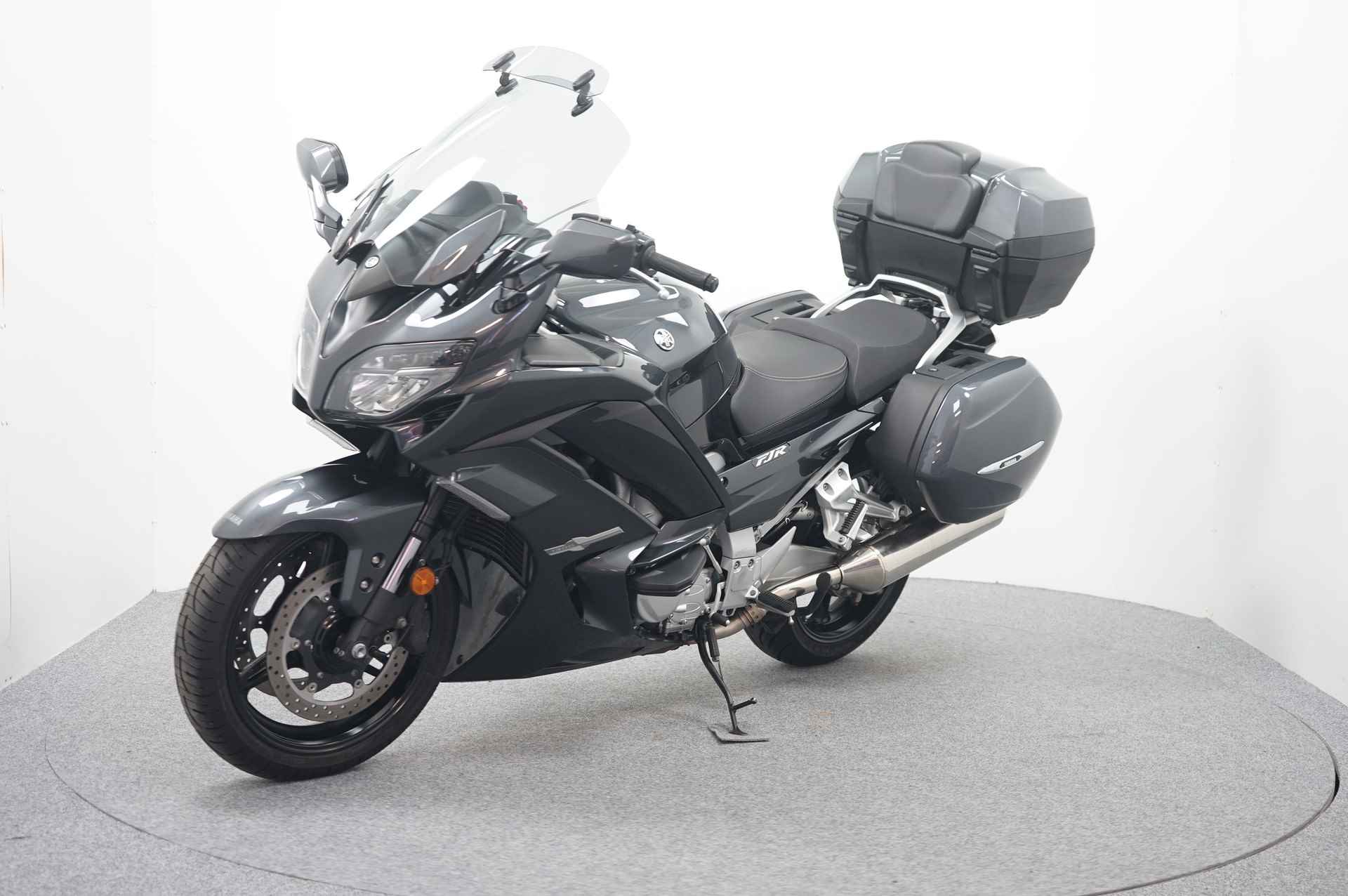 Yamaha FJR 1300 AE GERESERVEERD TM12/11 HH - 4/16