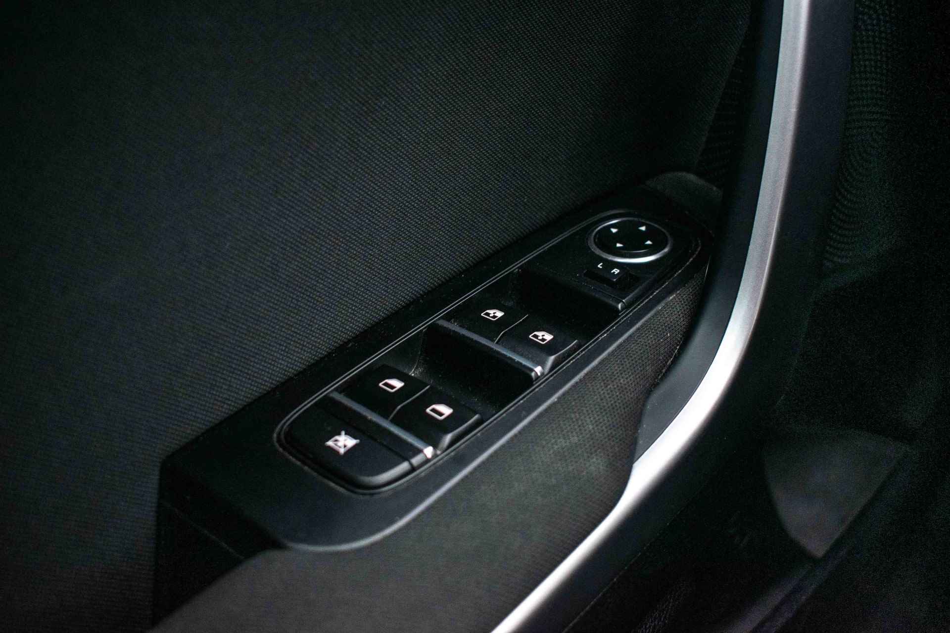 Kia Ceed Sportswagon 1.0 T-GDi DynamicLine | Carplay/Android | Stoel/Stuurverwarming | Cruise Control | Climate Control | Achteruitrijcamera | DAB - 20/20