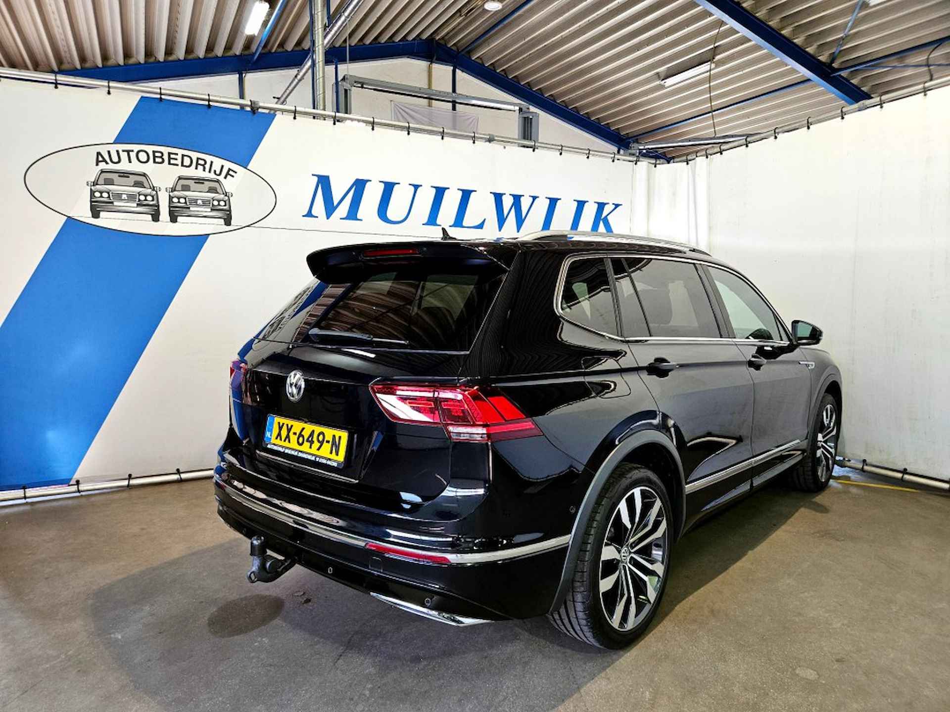 VOLKSWAGEN Tiguan Allspace 1.5 TSI Highline Business R-Line 7 Pers. / Virtual / Trekhaak / - 11/60