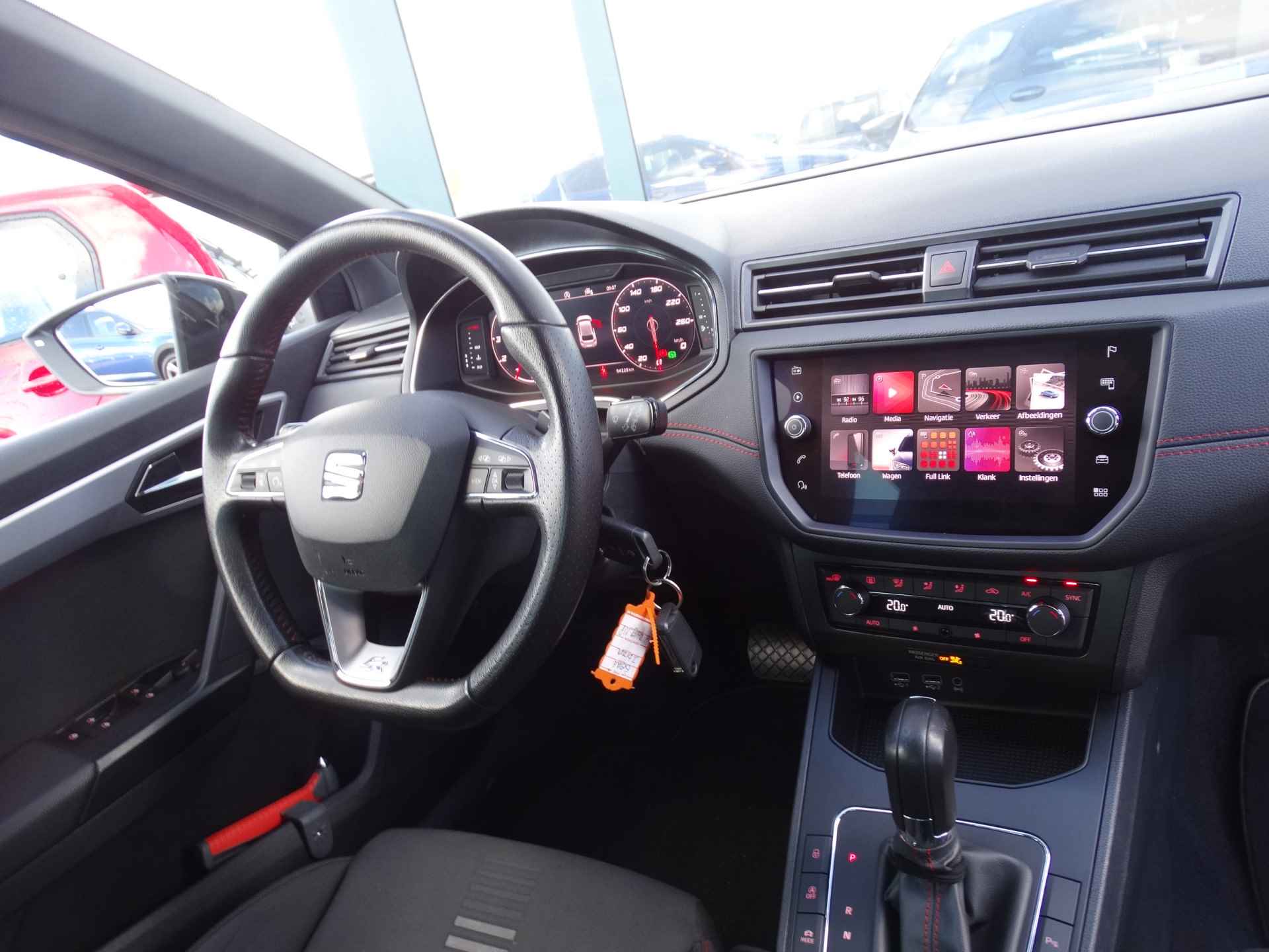 SEAT Ibiza 1.0 TSI 115PK 7-DSG FR Business Intense | Virtual Cockpit | Achteruitrijcamera | Navigatie | Climate Control | - 6/27