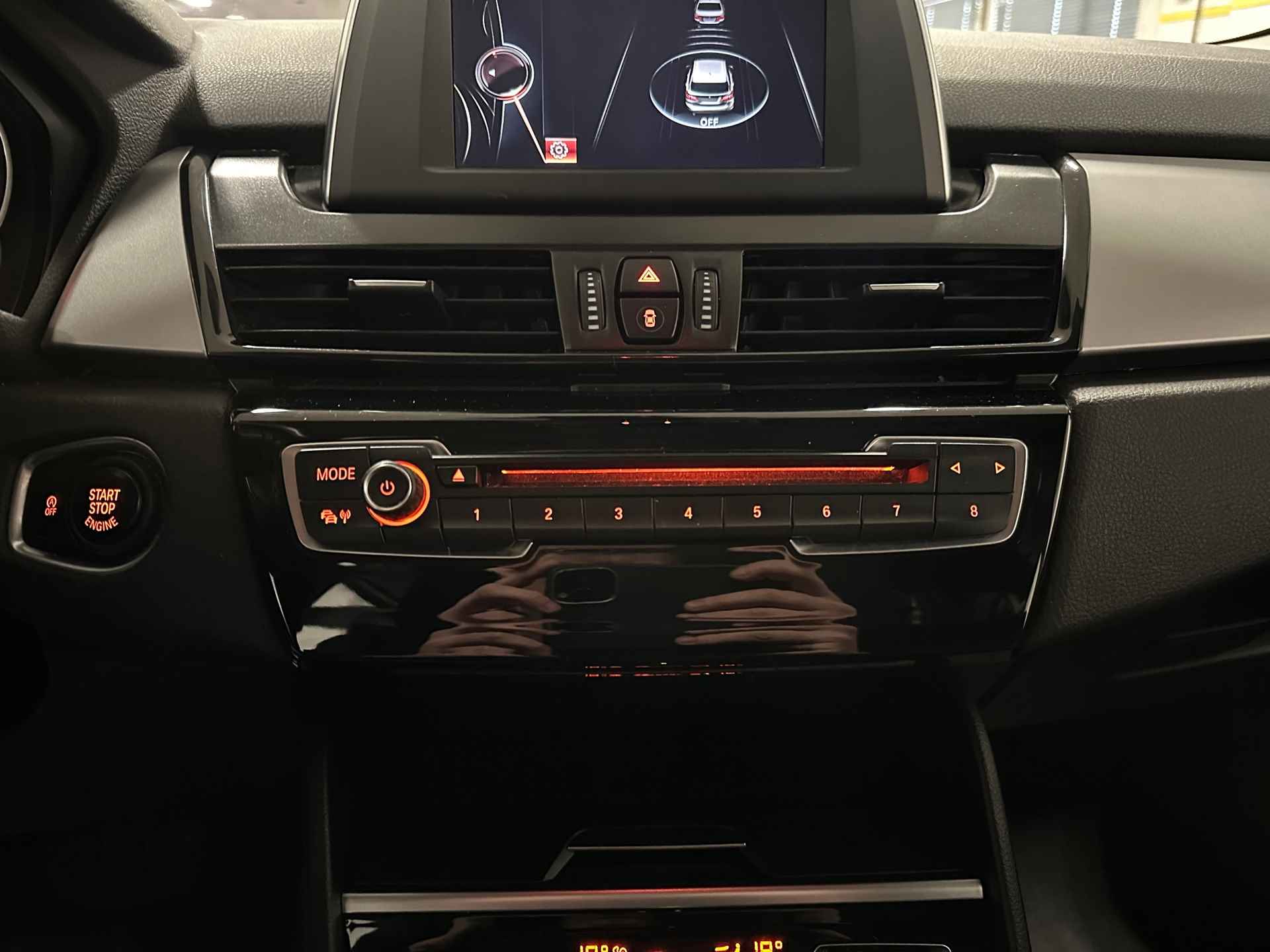 BMW 2-serie Active Tourer 218i Executive * Automaat / LED / Cruise control / Parkeersensoren / NL Auto * - 19/23