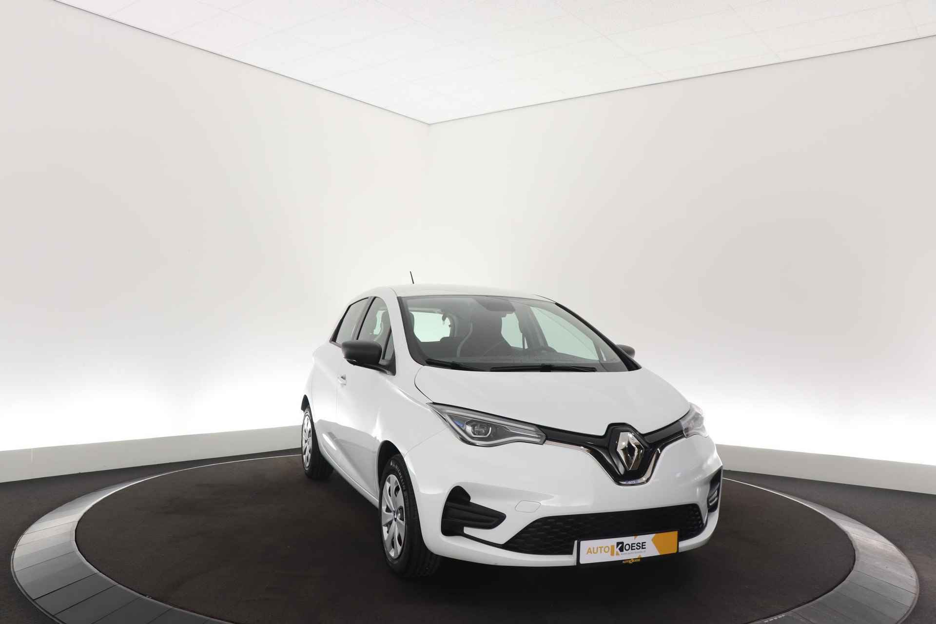 Renault ZOE R110 Life 50 | Huuraccu | €2.000 Subsidie | Apple Carplay | Airco | Keyless Entry - 53/55