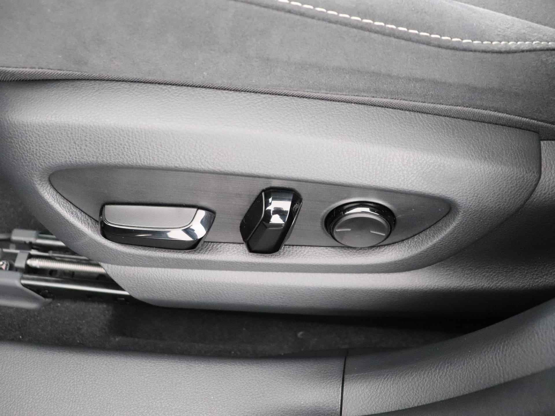 Lexus UX 300e Business | 8% bijtelling | El. stoelverstelling | Apple CarPlay/Android Auto | - 23/27