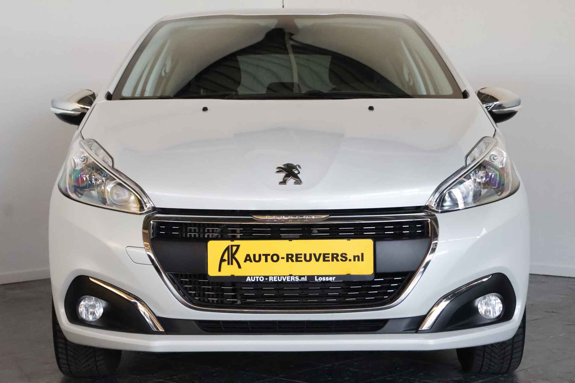 Peugeot 208 1.2 PureTech Allure / Navi / CarPlay / Allseason / Camera / Trekhaak - 7/24