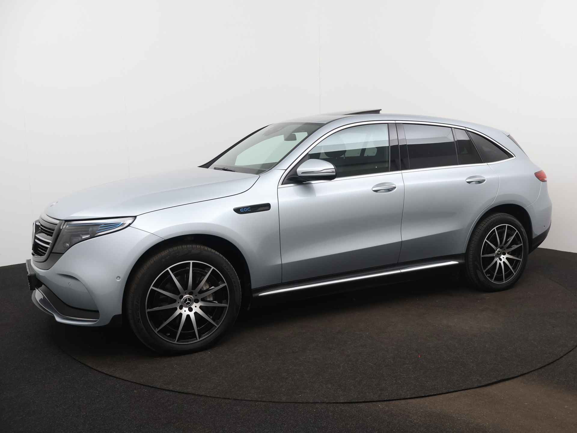 Mercedes-Benz EQC 400 4MATIC Business Solution AMG 80 kWh | Multispaaks lichtmetalen velgen | Navigatie | Parking support met camera achter | Inclusief 48 maanden MB Certified garantie voor Europa. - 16/51