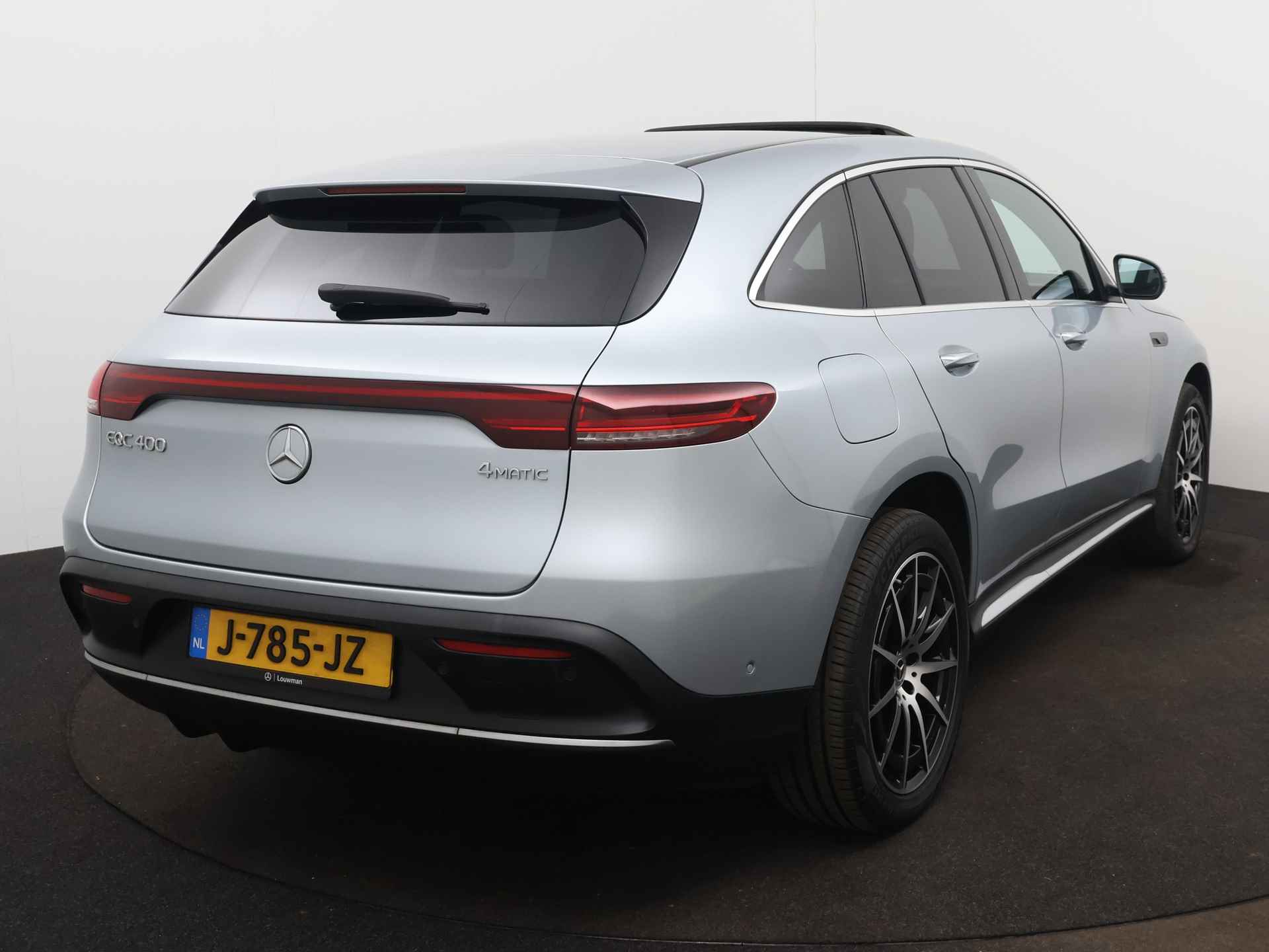 Mercedes-Benz EQC 400 4MATIC Business Solution AMG 80 kWh | Multispaaks lichtmetalen velgen | Navigatie | Parking support met camera achter | Inclusief 48 maanden MB Certified garantie voor Europa. - 17/51