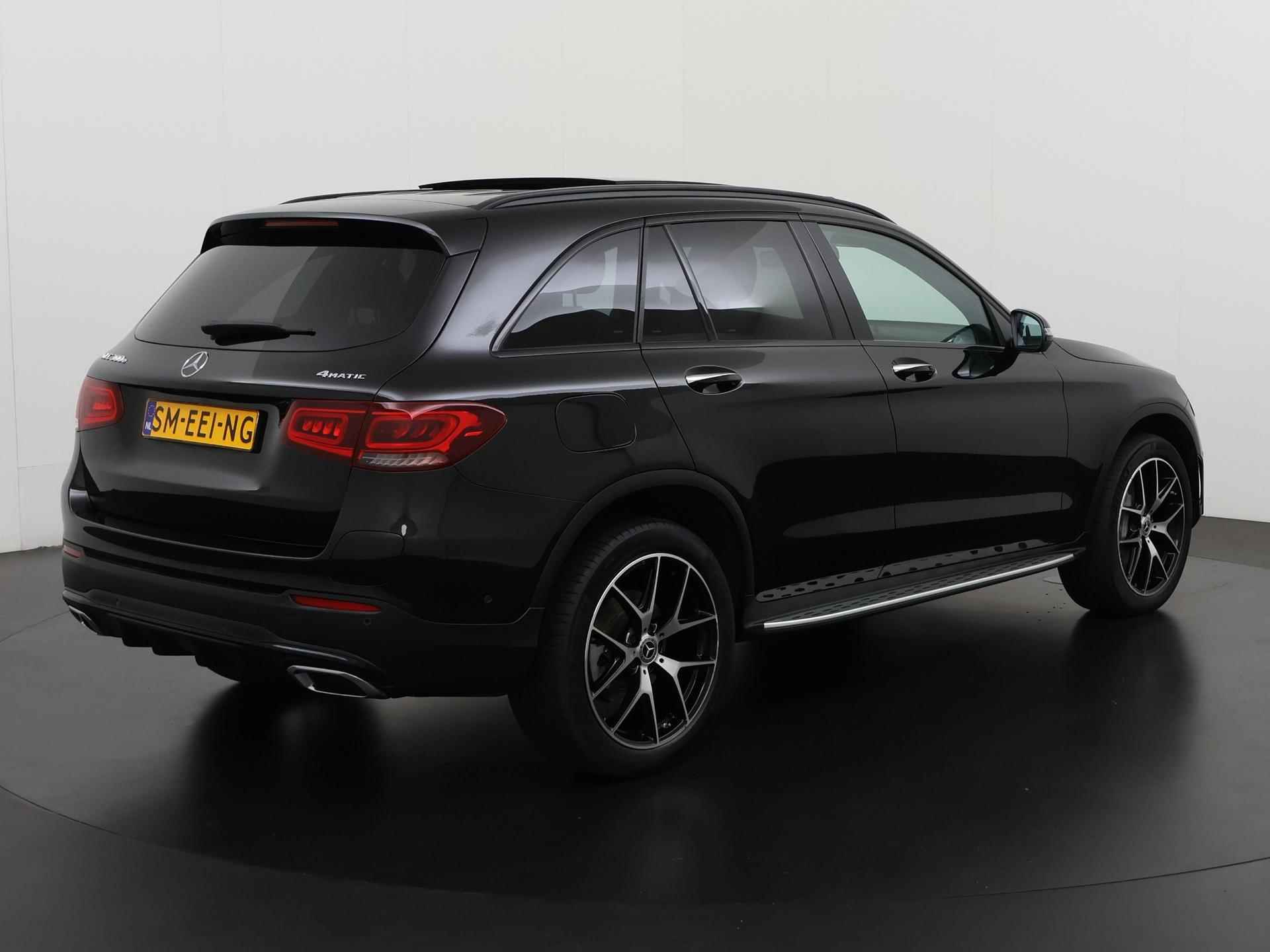 Mercedes-Benz GLC-klasse 300e 4MATIC Premium Plus AMG Night | Panoramadak | Leder | Mem stoel | Adaptive cruise | Zondag Open! - 4/44