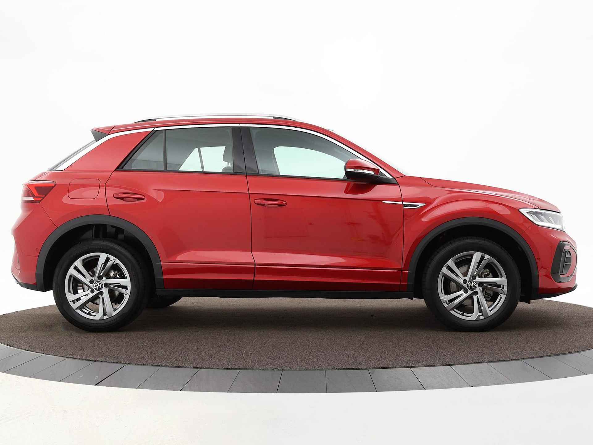 Volkswagen T-Roc 1.5 Tsi 150pk DSG R-Line · ACC · P-Sensoren · Park Assist · App-Connect · Navi · 17'' Inch · Garantie t/m 04-02-2028 of 100.000km - 33/44