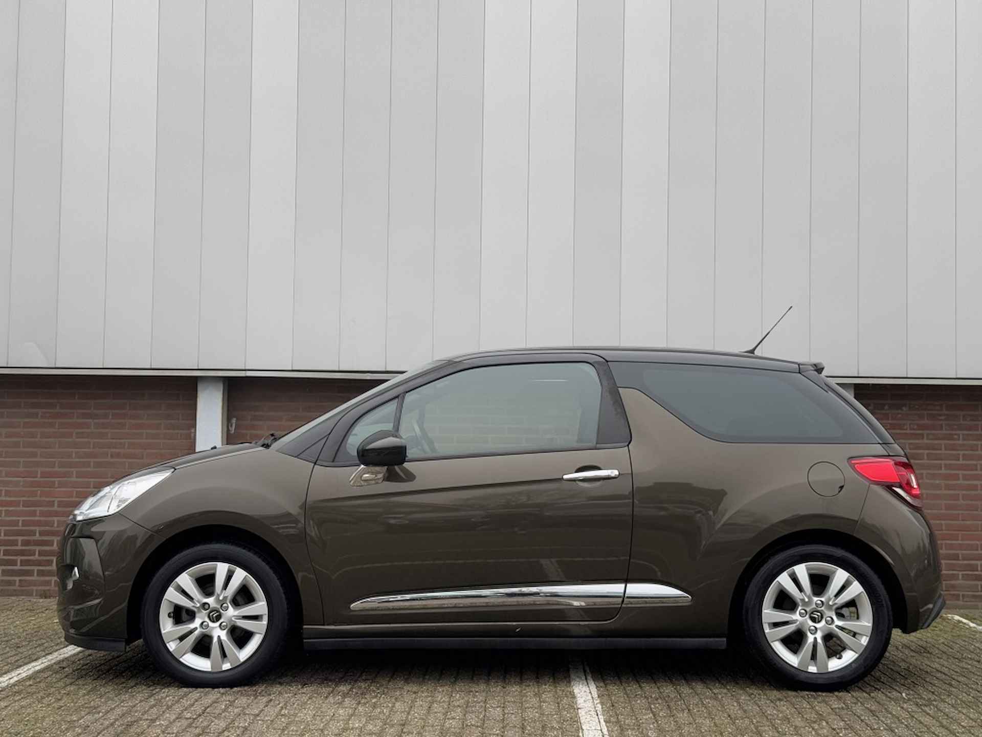 Citroen DS3 1.6 So Chic - 3/19