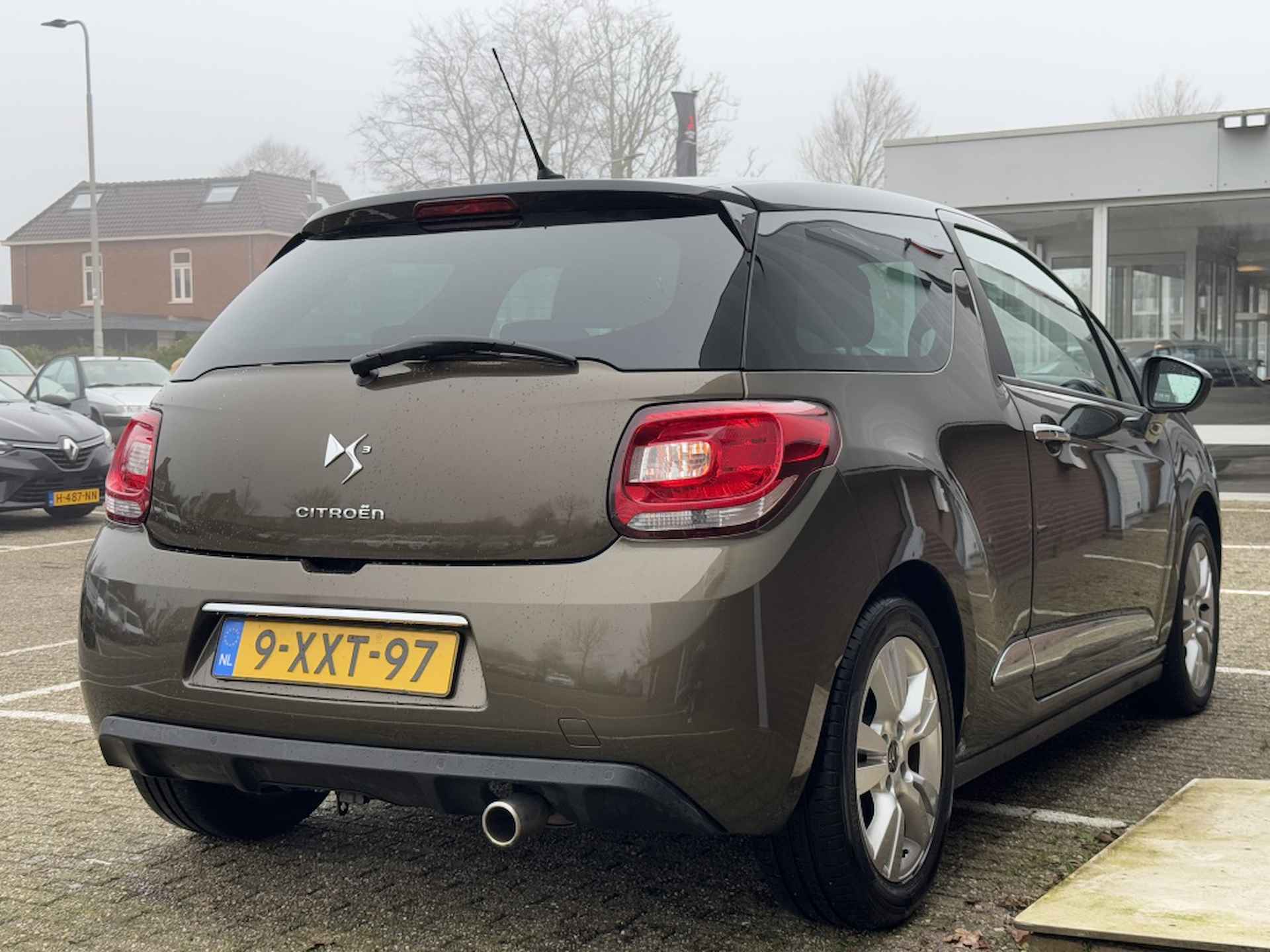 Citroen DS3 1.6 So Chic - 6/19