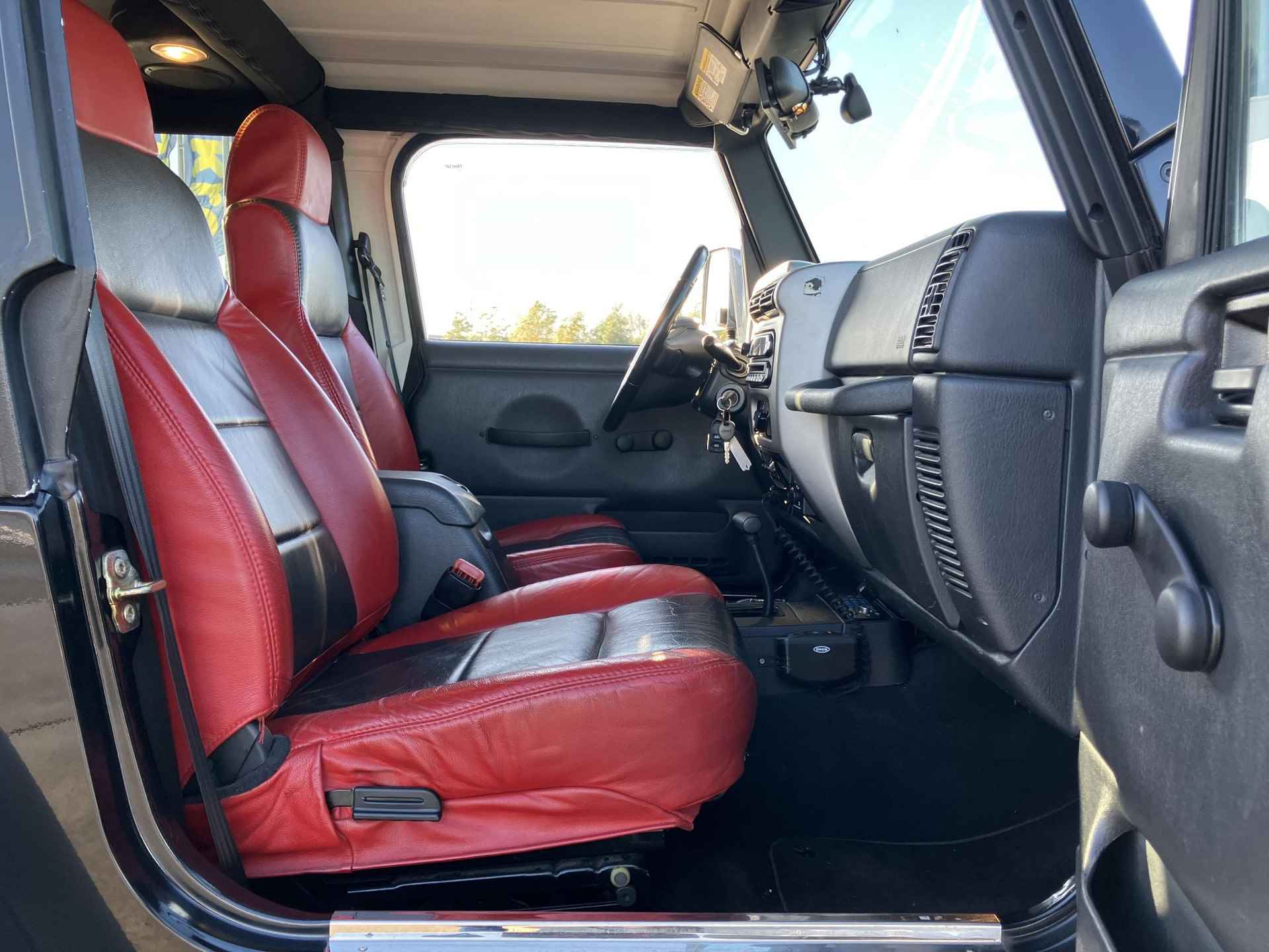 Jeep Wrangler TJ 4.0i / Hard & Softtop / 6-Cilinder / Uniek - 26/40