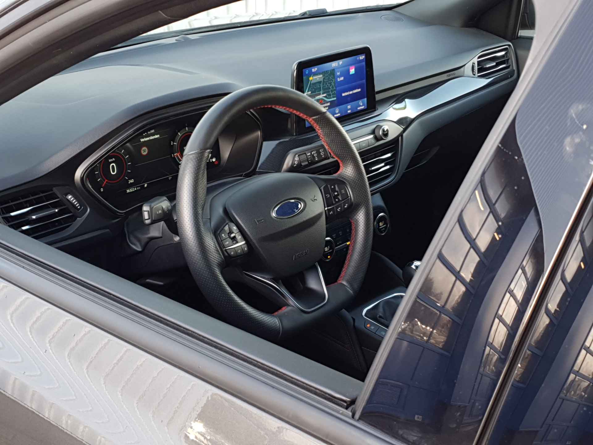 Ford Focus Wagon 1.0 Hybrid ST Line X | Adap. Cruise Control | Winter Pack | 18 inch | Elek. achterklep - 3/40