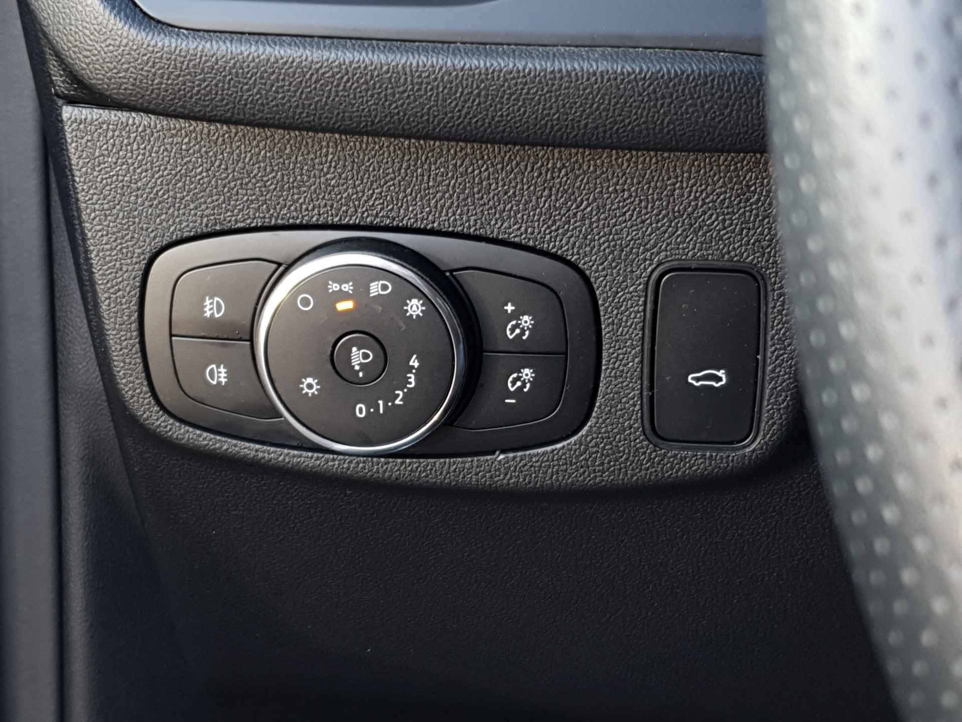 Ford Focus Wagon 1.0 Hybrid ST Line X | Adap. Cruise Control | Winter Pack | 18 inch | Elek. achterklep - 20/40
