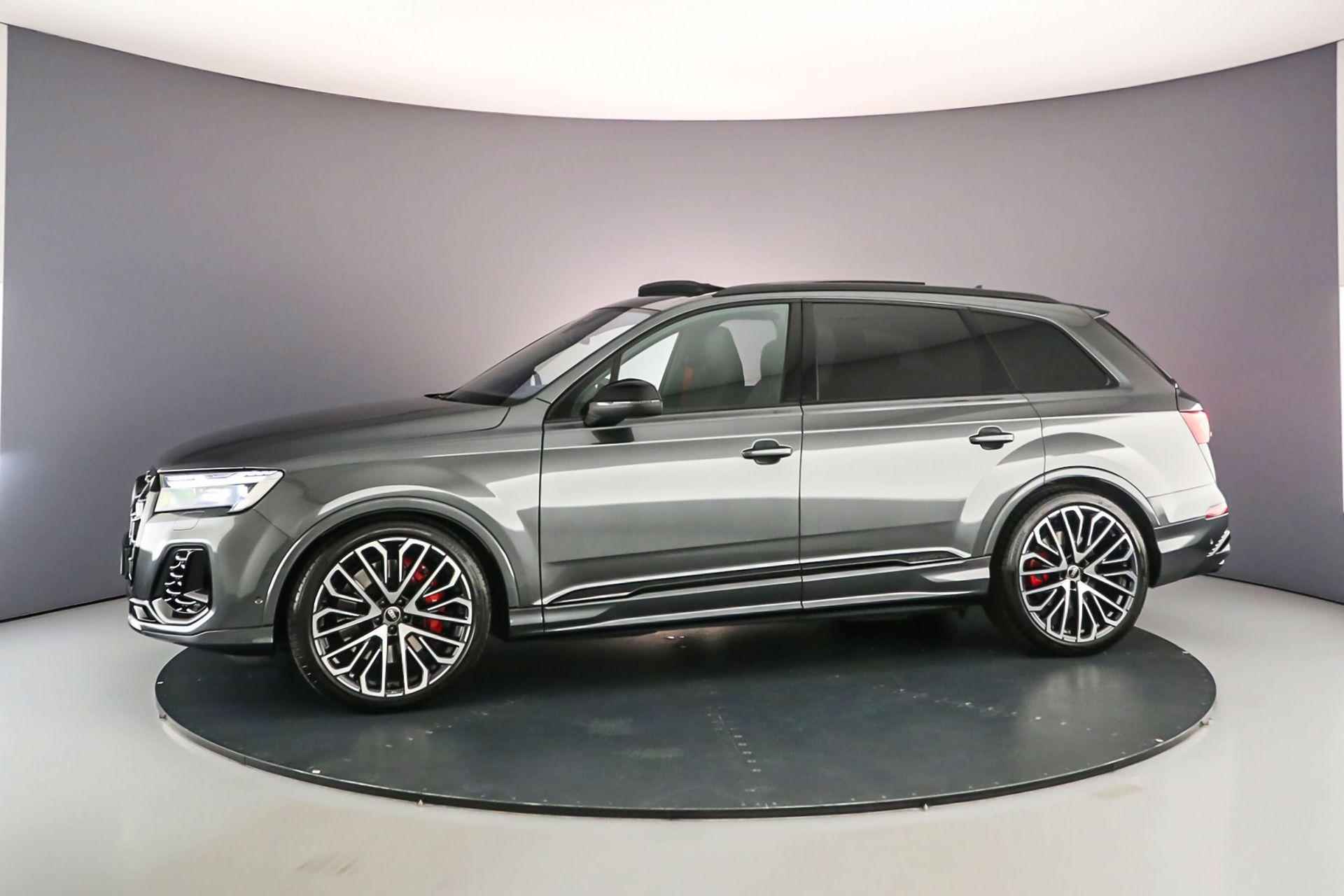 Audi SQ7 507pk 7p | Adv Onderstel | B&O | Pano | Head Up | Laser | Massage | 22 inch | 3de zitrij | Standkachel | Carbon | Sportdiff | Leder | Trekhaak | - 2/64