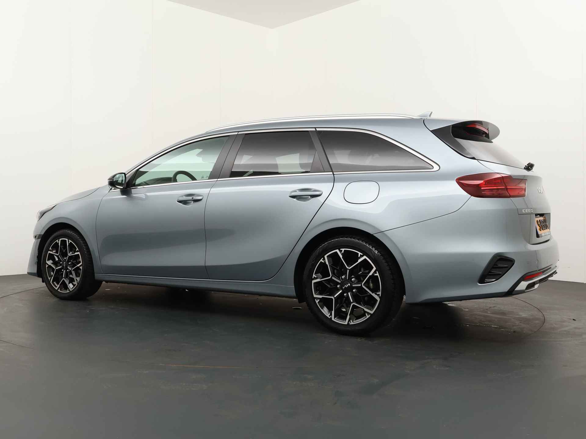 Kia Ceed Sportswagon 1.5 T-GDi GT-Line - Cruise Control - Climate Control - Navigatie - Led - Stoel/Stuur Verwarming - Fabrieksgarantie Tot 2030 - 4/45