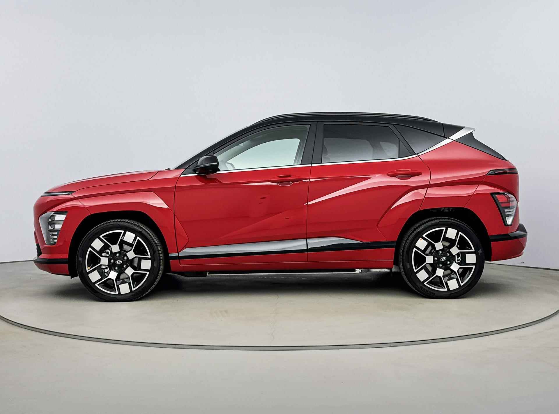Hyundai Kona Electric Premium 65.4 kWh | Leer | Memory | 360 Camera | Stoel + stuurverwarming | Adaptive cruise | - 4/34