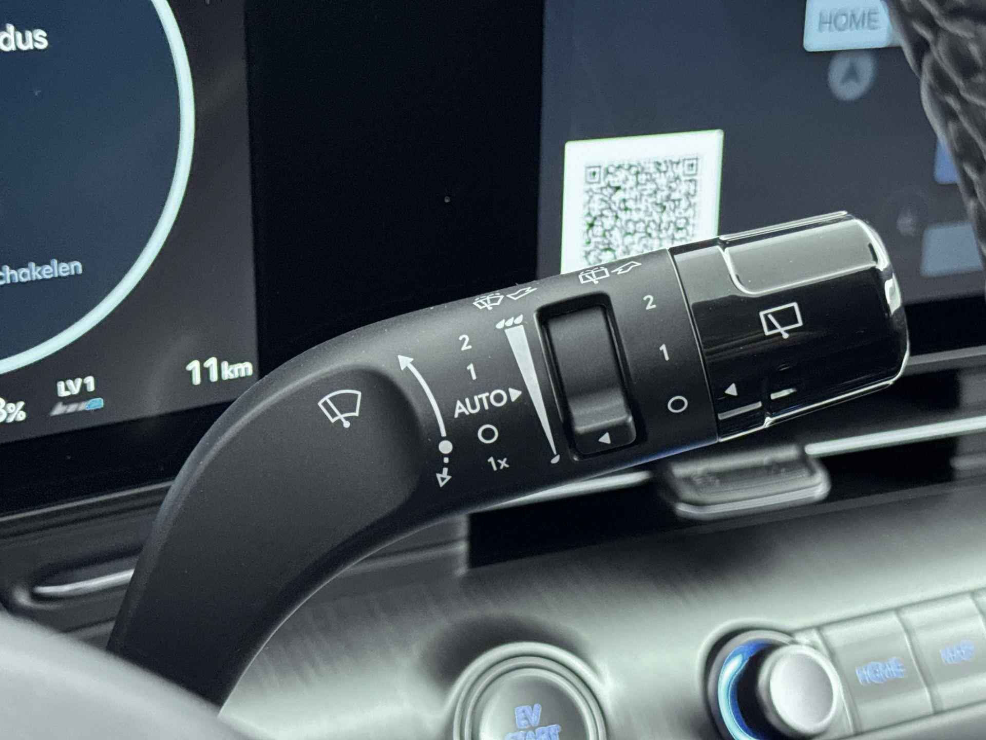 Hyundai Kona Electric Premium 65.4 kWh | Leer | Memory | 360 Camera | Stoel + stuurverwarming | Adaptive cruise | - 17/34