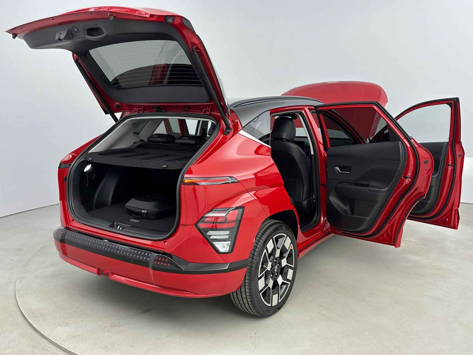 Hyundai Kona Electric Premium 65.4 kWh | Leer | Memory | 360 Camera | Stoel + stuurverwarming | Adaptive cruise | - 28/34