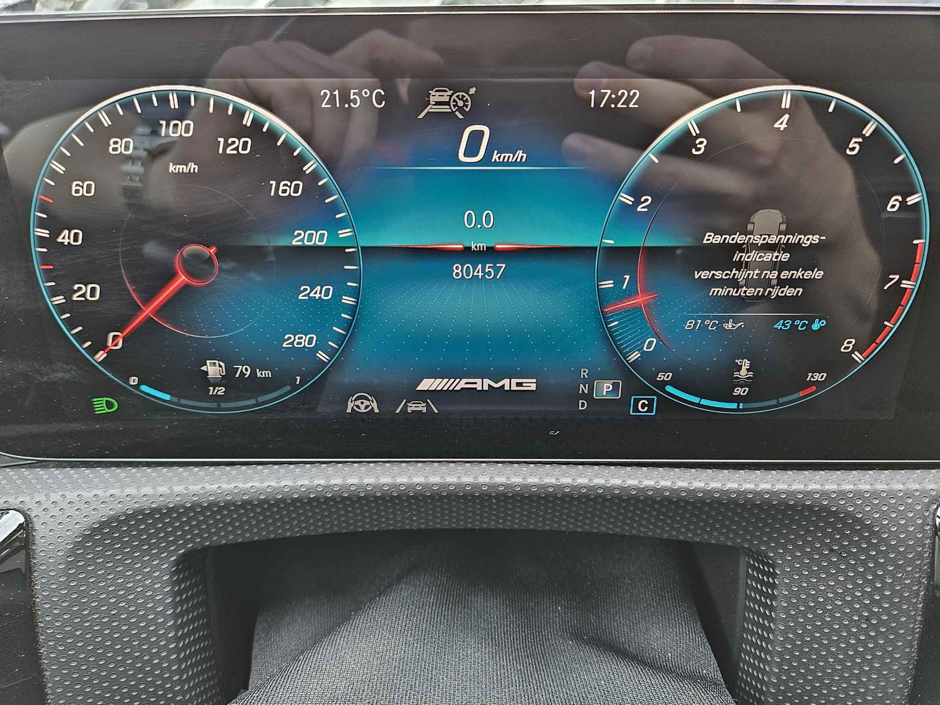 Mercedes-Benz A-klasse AMG 35 4MATIC / Performance stoelen / Stoelverwarming / Groot scherm / Parkeersensoren met camera / Adaptive Cruise Control / Climate Control / Dodehoeksensor / (MET GARANTIE*) - 13/36