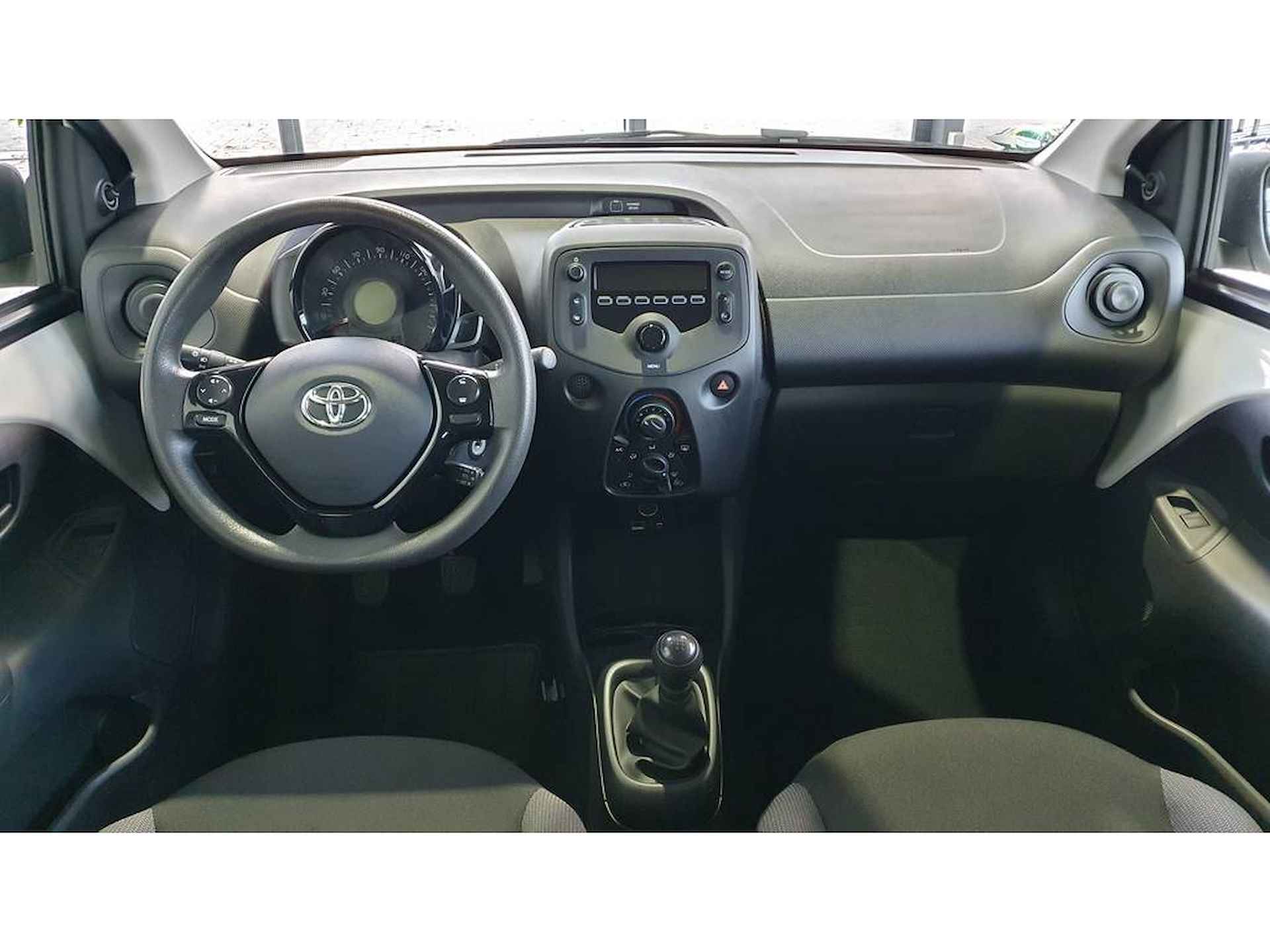 Toyota Aygo 1.0 VVT-i X-Fun Airco Bluetooth - 7/21