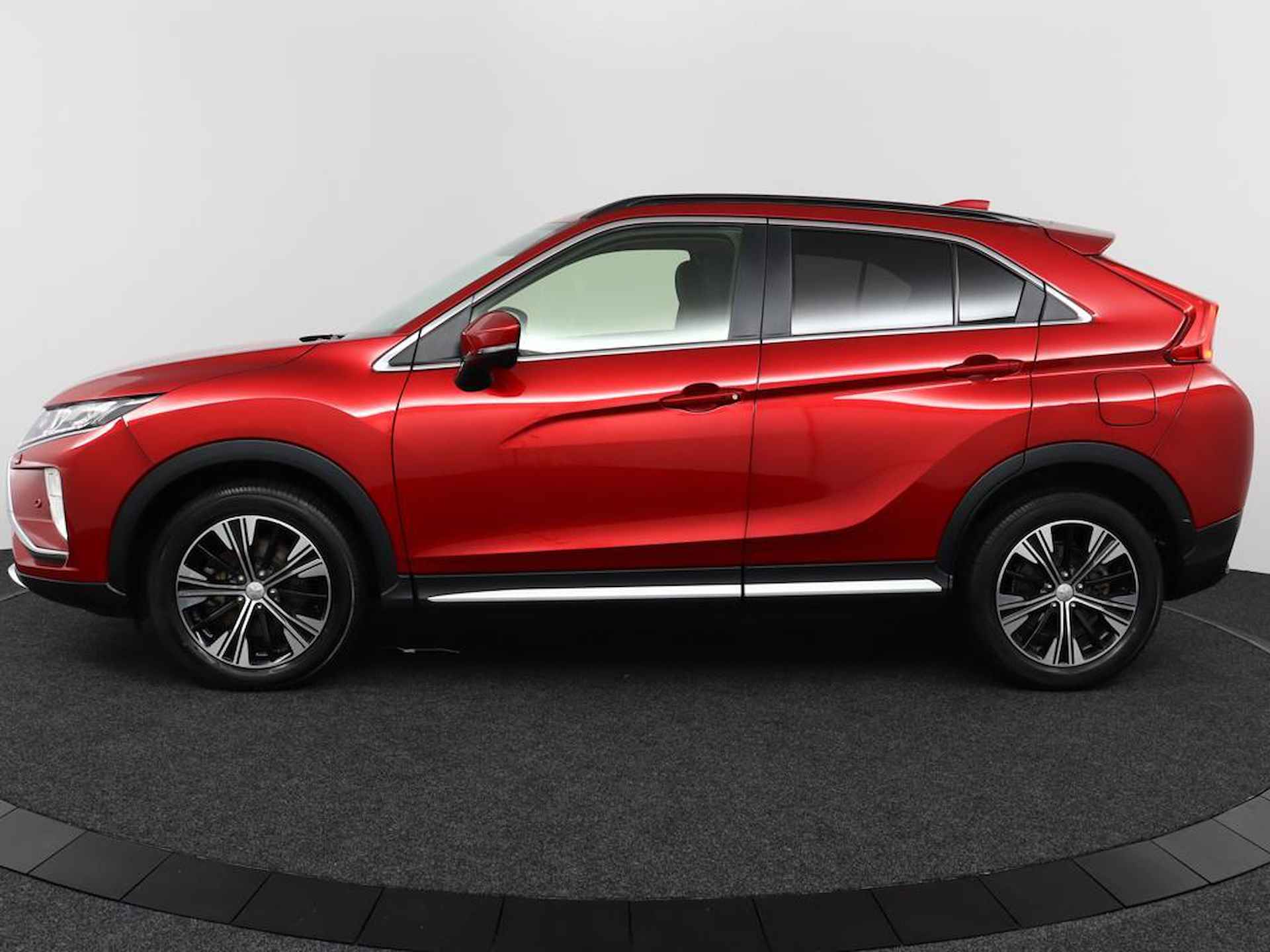 Mitsubishi Eclipse Cross 1.5 DI-T 163 PK First Edition AUTOMAAT | 1.600 kg Trekgewicht | Eerste Eigenaar | Parkeerhulp V+A | Metaalkleur | Privacy Glass | Head-Up Display - 8/44