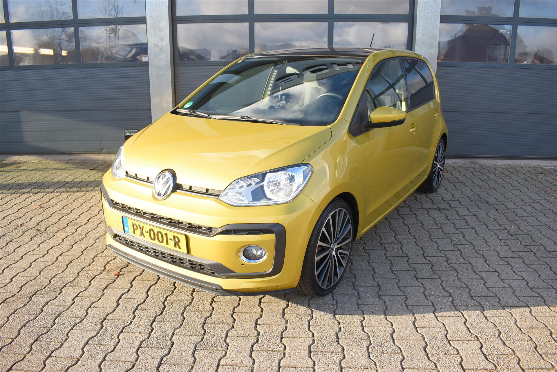 VOLKSWAGEN Up! 1.0 TSI 90pk High up!