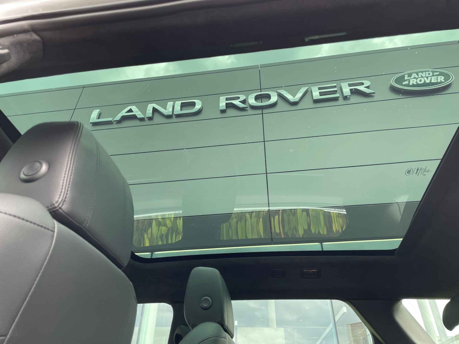 LAND ROVER Range Rover Evoque D180 180pk AWD AUT SE VELE OPTIES - 14/35