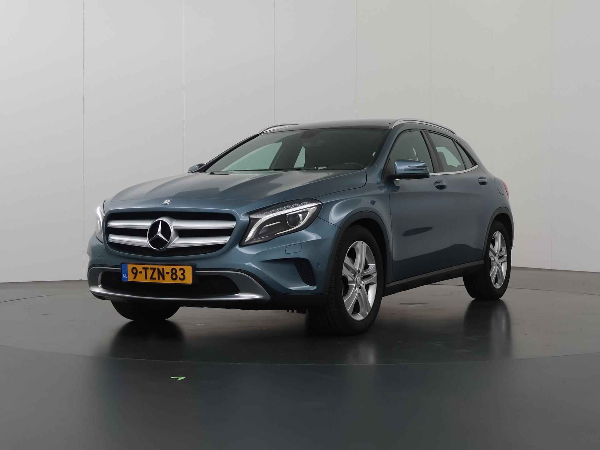 Mercedes-Benz GLA-klasse 200 Ambition Comfort | Panoramadak | Navigatie | Sportstoelen | Bi Xenon koplampen | Airco | Cruise Control | - 39/39