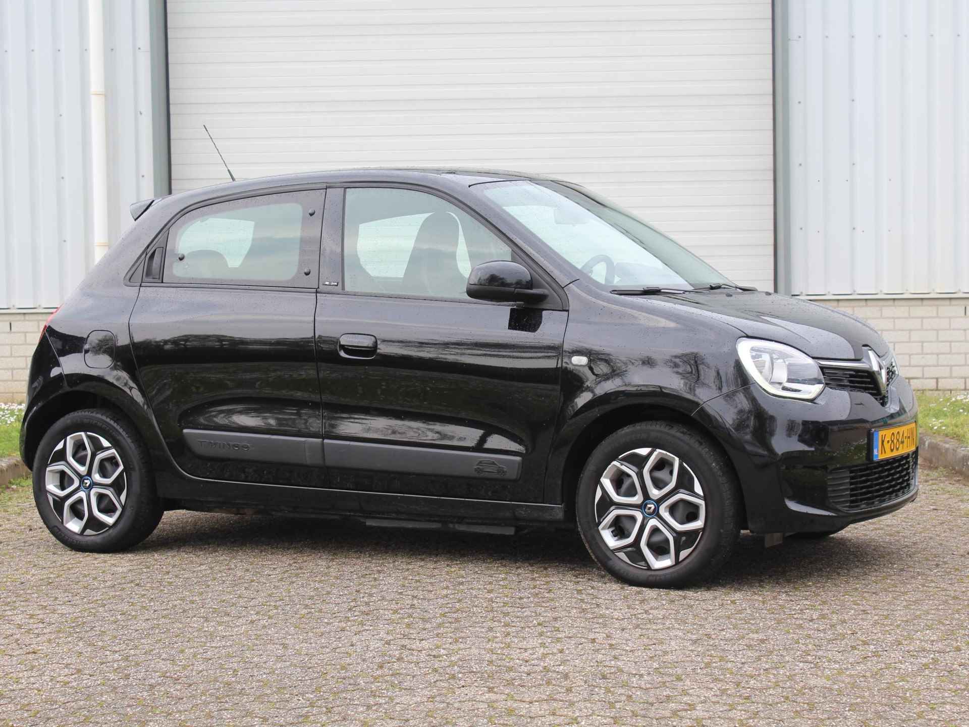 Renault Twingo Z.E. R80 Collection / SUBSIDIE  € 2000,- mogelijk / AUTOMAAT / Navigatiesysteem / Airco / Apple Car Play & Android Auto / DAB / Led dagrijverlichting / Metaalkleur / Cruise control - 24/47