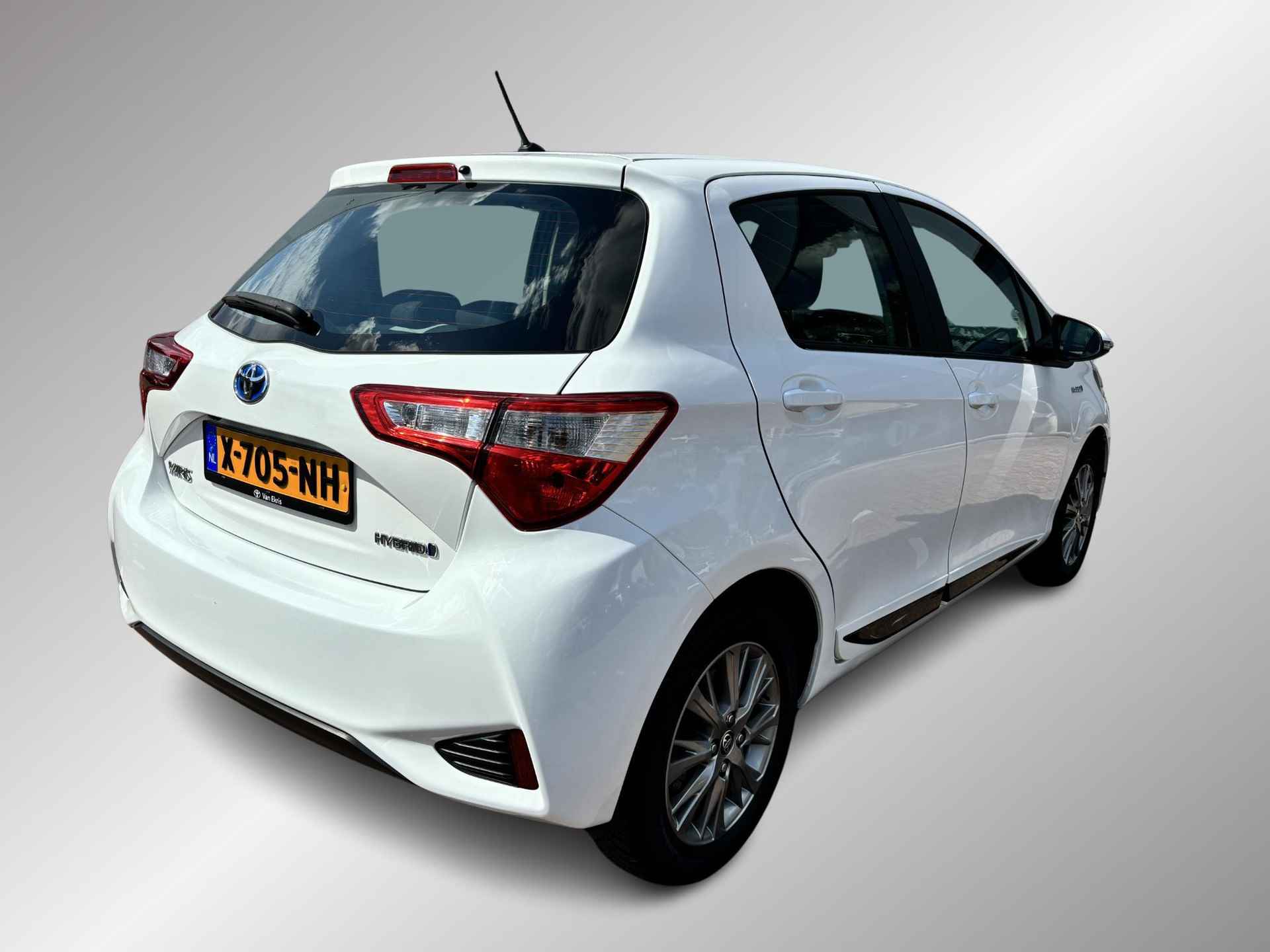 Toyota Yaris 1.5 Hybrid Dynamic Limited Automaat,LM velgen,Camera,Aut.grootlicht, Lane Departure - 2/37