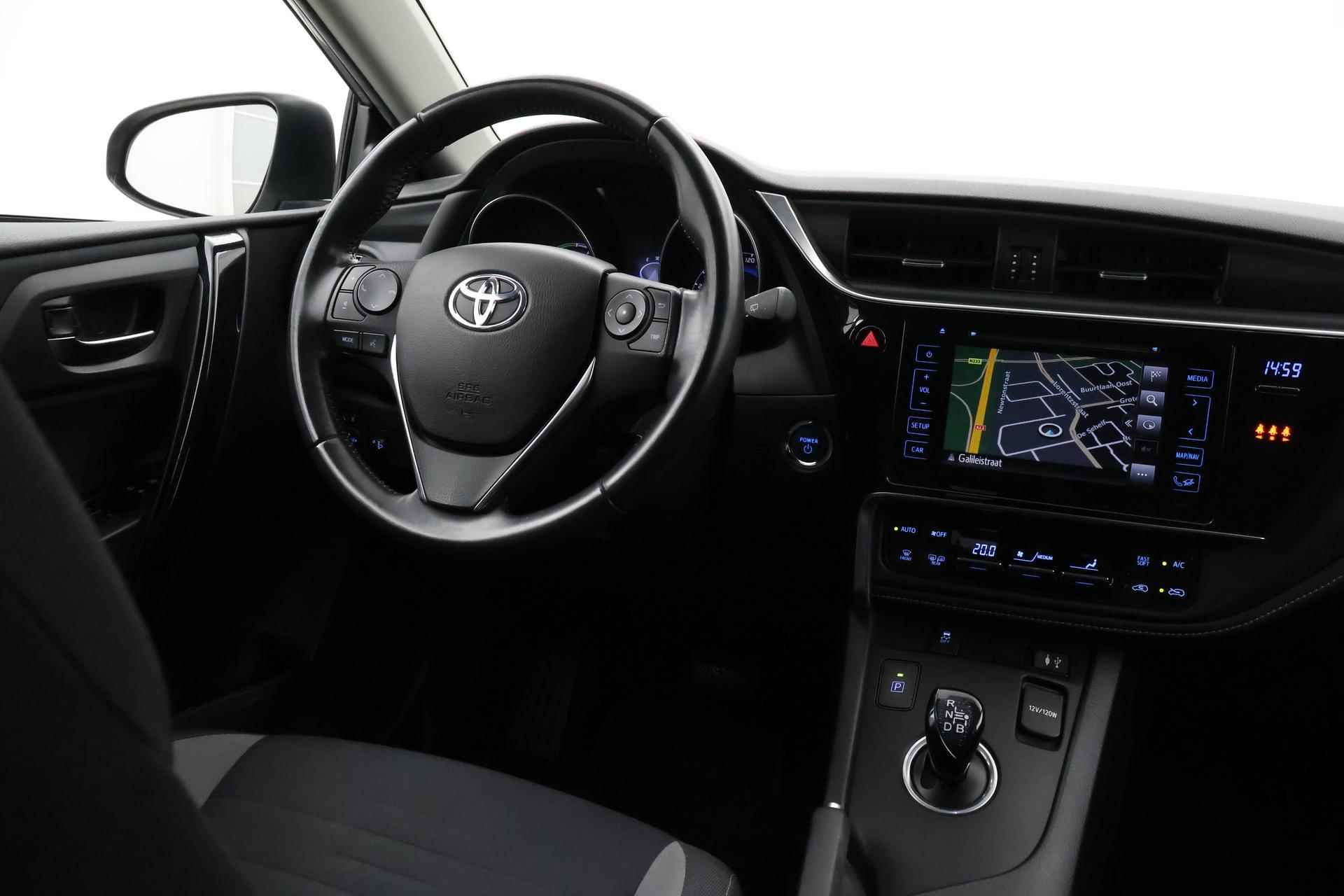 Toyota Auris Touring Sports 1.8 Hybrid Lease | Trekhaak | Panoramadak | Navigatie - 22/38