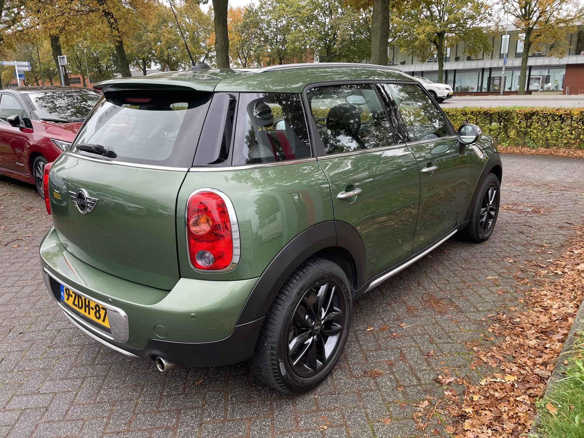 Mini Mini Countryman 1.6 One Knockout Edition Nav., Cruise control, Climate control, Parkeersensoren, Sportstoelen, Xenon, All Season banden, - 5/26