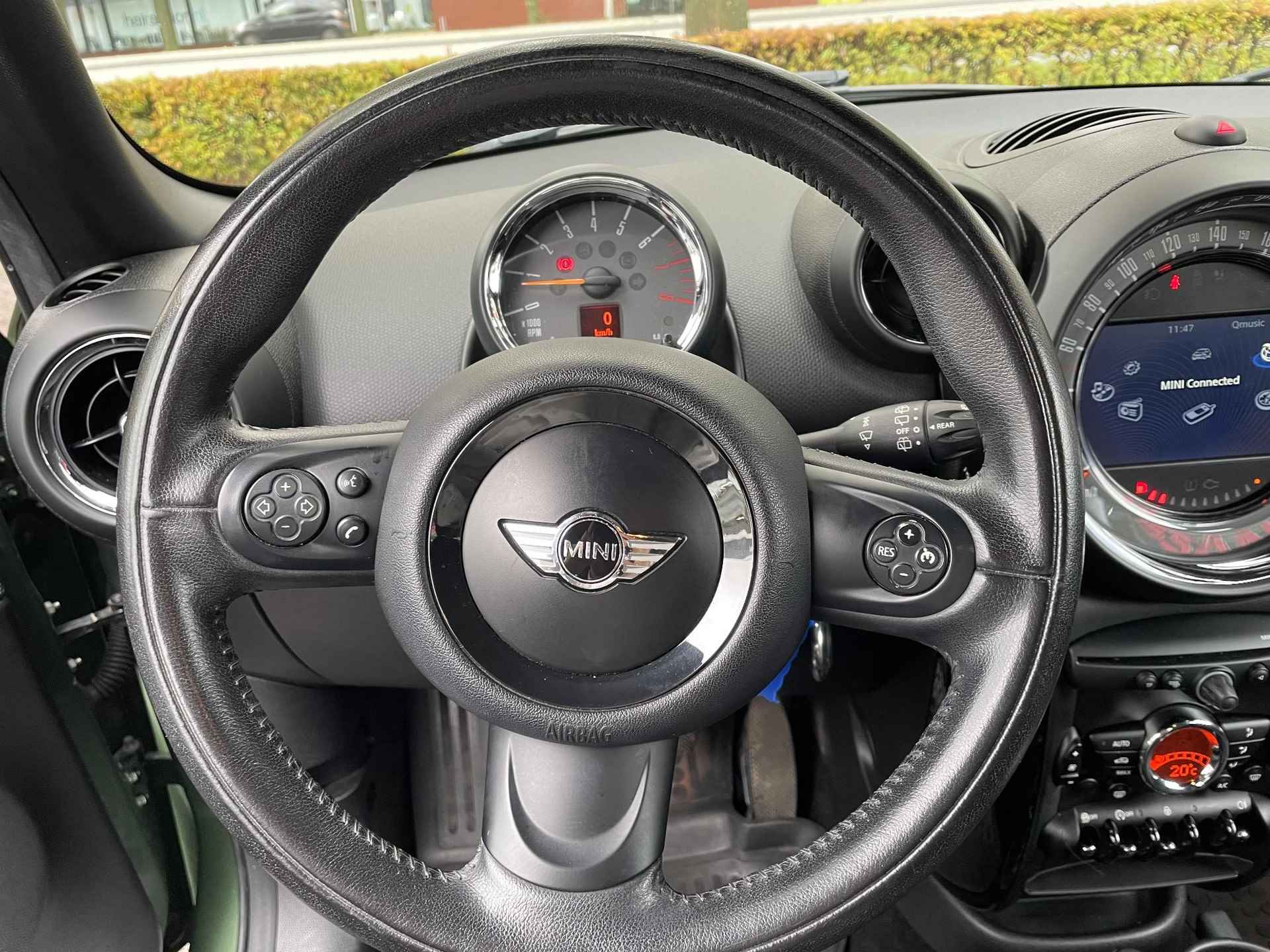 Mini Mini Countryman 1.6 One Knockout Edition Nav., Cruise control, Climate control, Parkeersensoren, Sportstoelen, Xenon, All Season banden, - 14/26