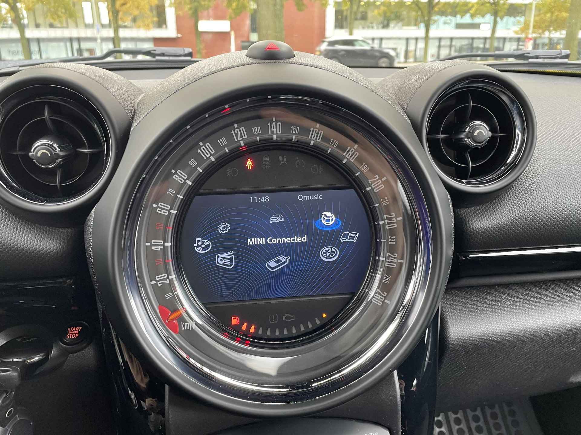 Mini Mini Countryman 1.6 One Knockout Edition Nav., Cruise control, Climate control, Parkeersensoren, Sportstoelen, Xenon, All Season banden, - 20/26