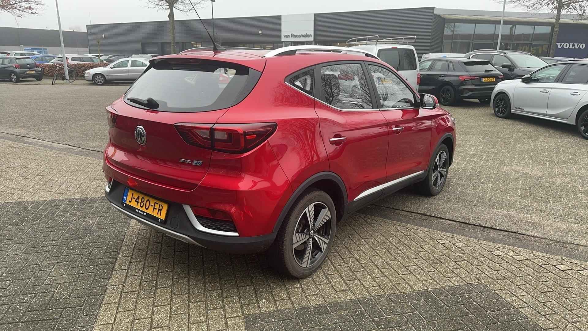 MG ZS EV Luxury 45 kWh - 5/6