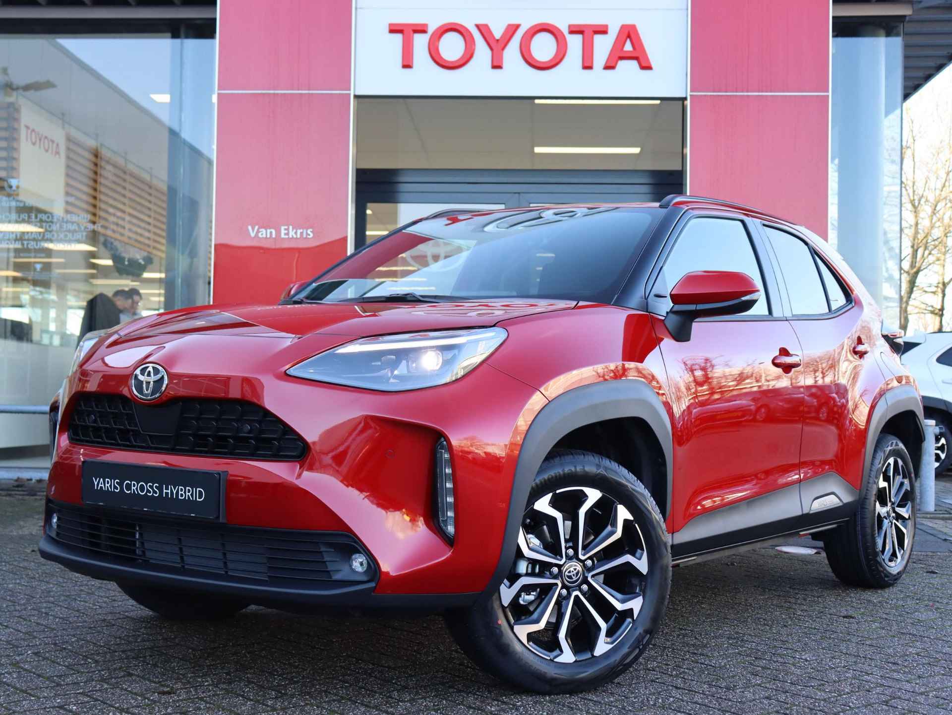 Toyota Yaris Cross 1.5 Hybrid 115 First Edition, Comfort Pack , Nieuw en uit voorraad leverbaar! - 2/40