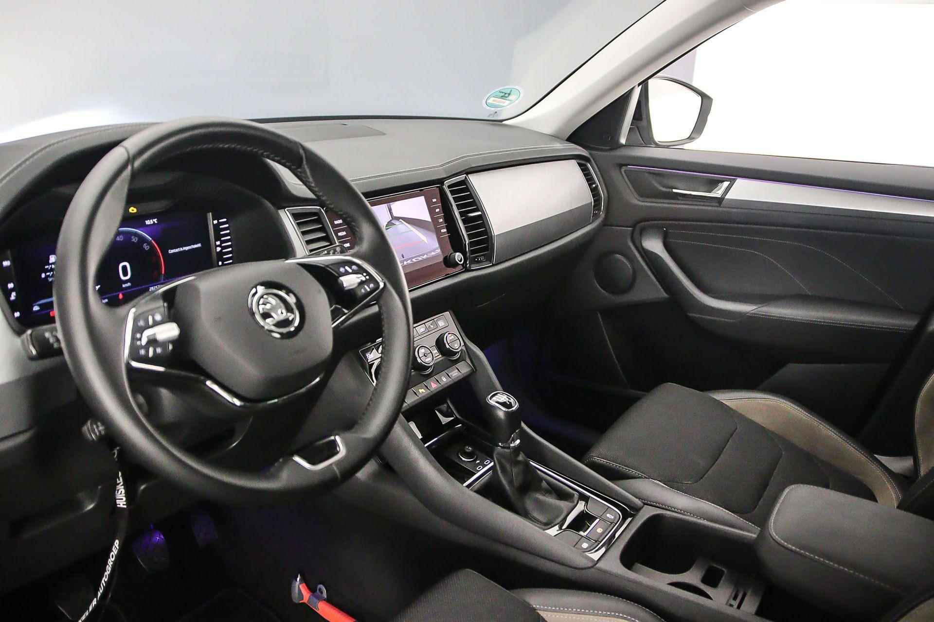 Skoda Kodiaq Business Edition 1.5 TSI 150pk Trekhaak, Adaptive cruise control, Elektrische achterklep, Achteruitrijcamera, Navigatie, Verwarmde voorruit, Parkeersensoren, LED verlichting - 5/44