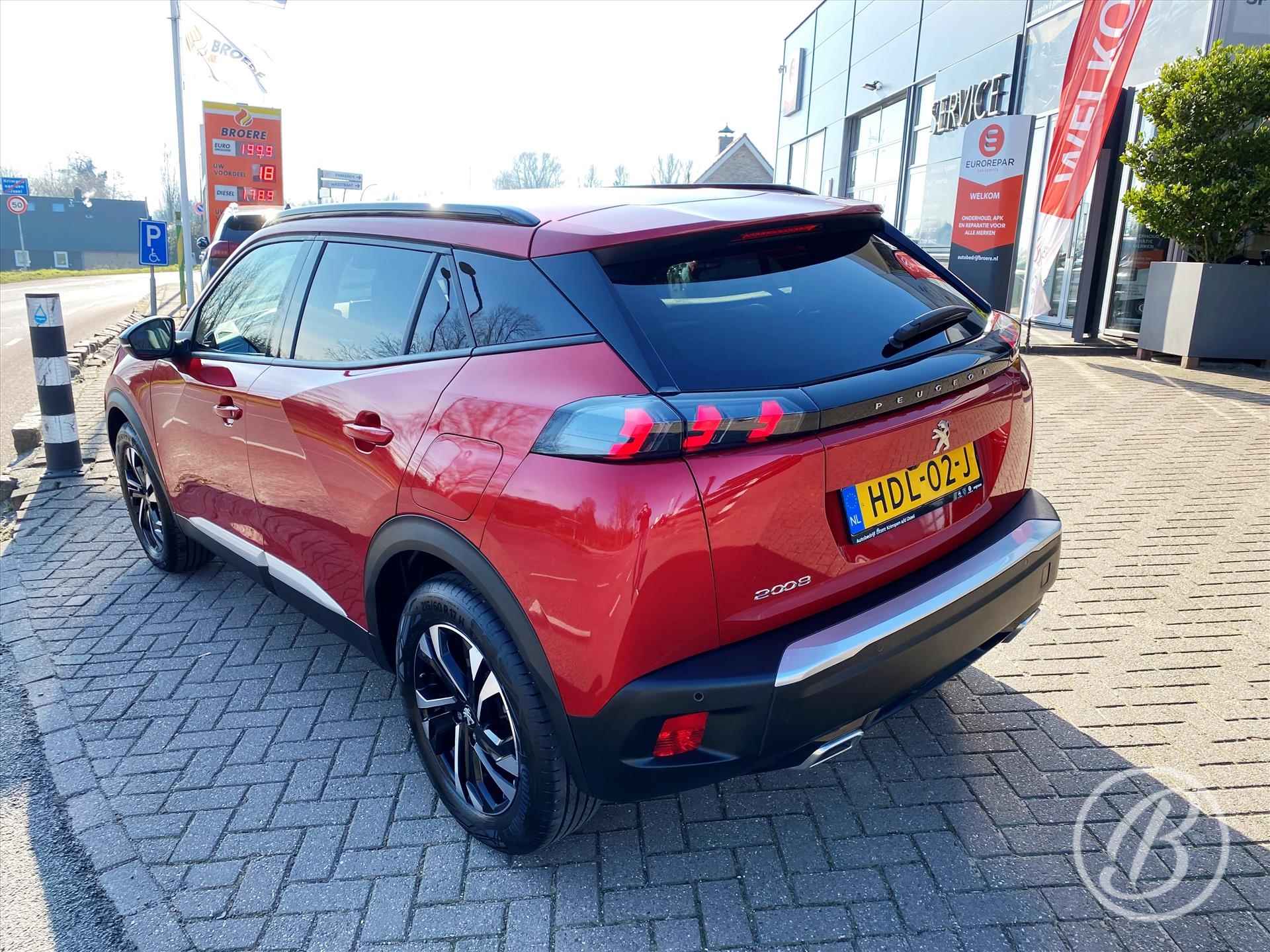 Peugeot 2008 1.2 Turbo 130pk EAT-8 Automaat Allure Pack | verw. voorstoelen, camera, 17 inch velgen, navigatie, apple, android, dab, climate, cruise, parkeersensor - 4/58